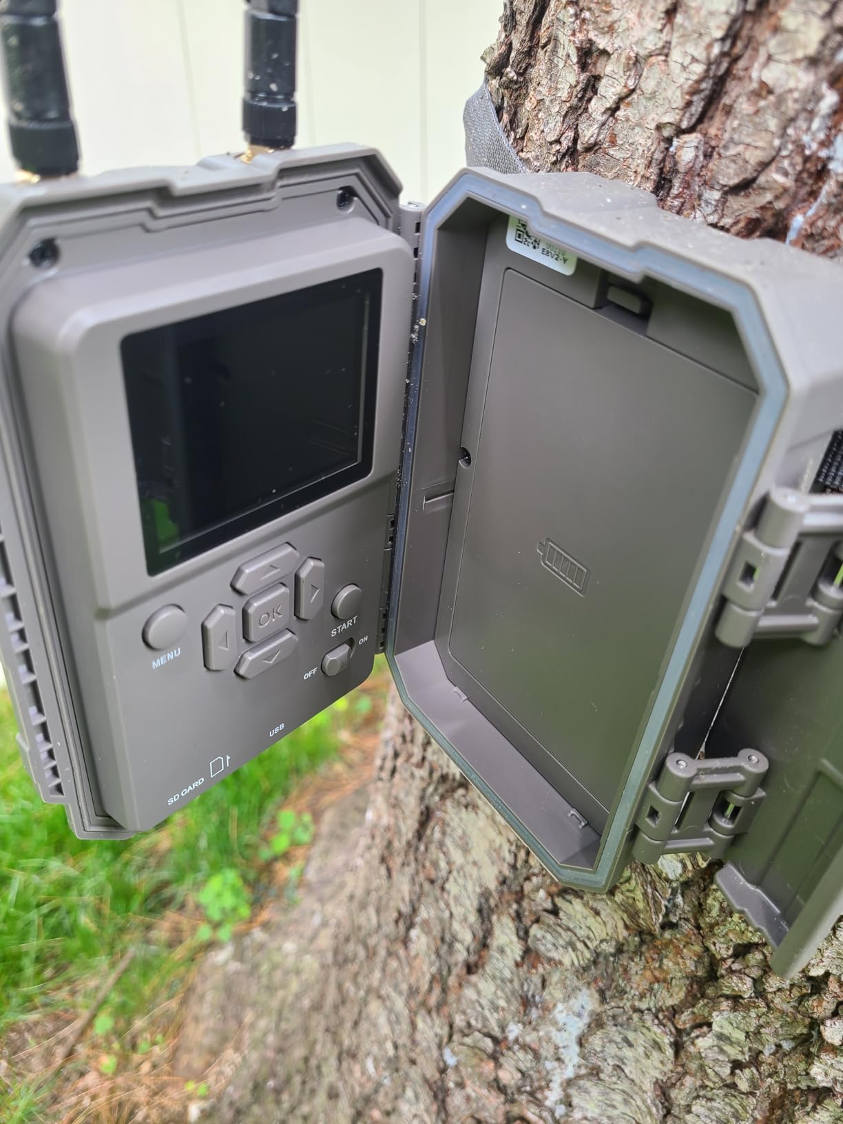 GardePro E8 2.0 WiFi Bluetooth Trail Camera, 4K Video, Dual Antennas customer photo 1