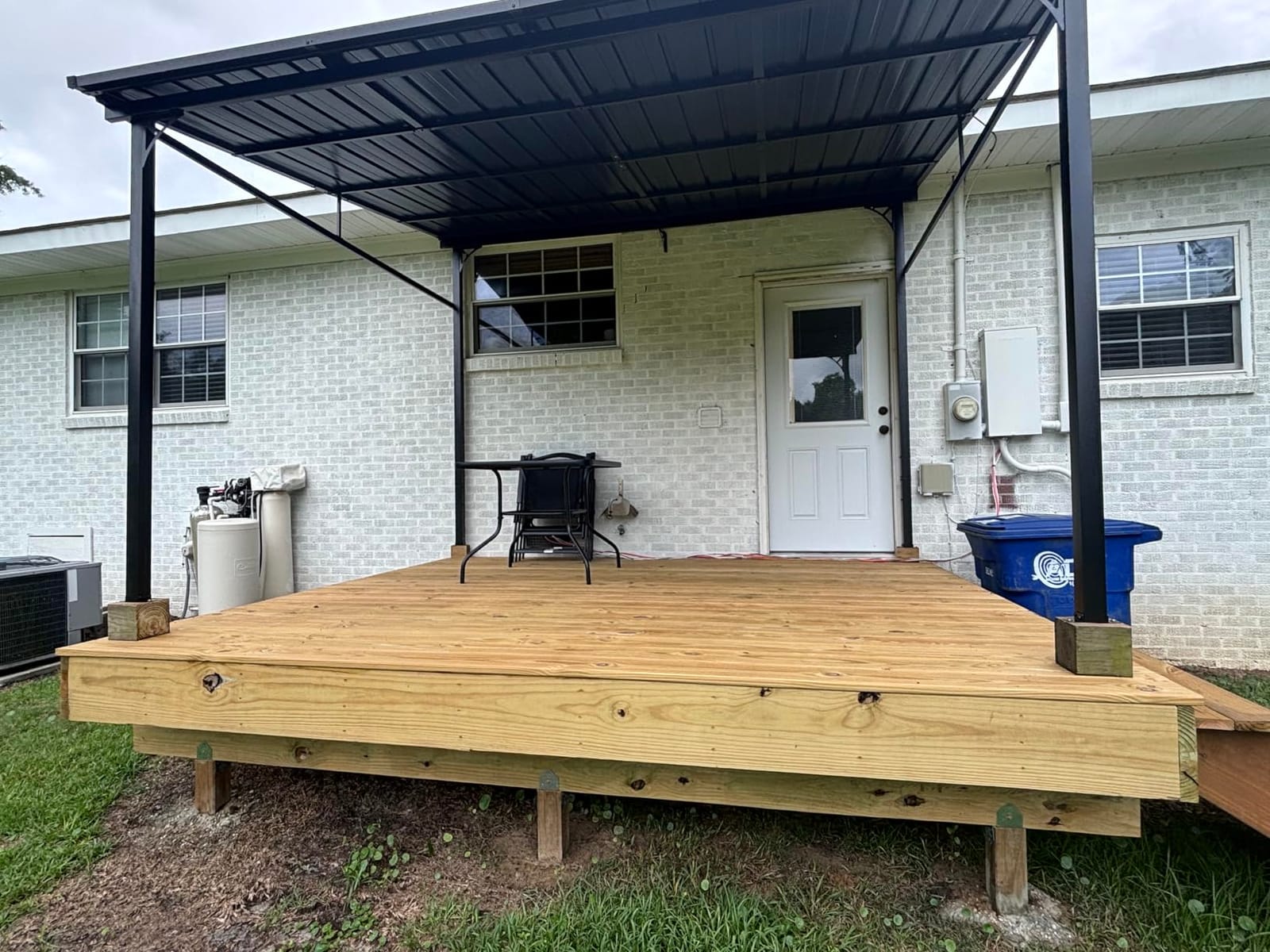 Aoxun 10' x 14' Lean to Gazebo Pergola with Sloping Roof for Patio, Black customer photo 1