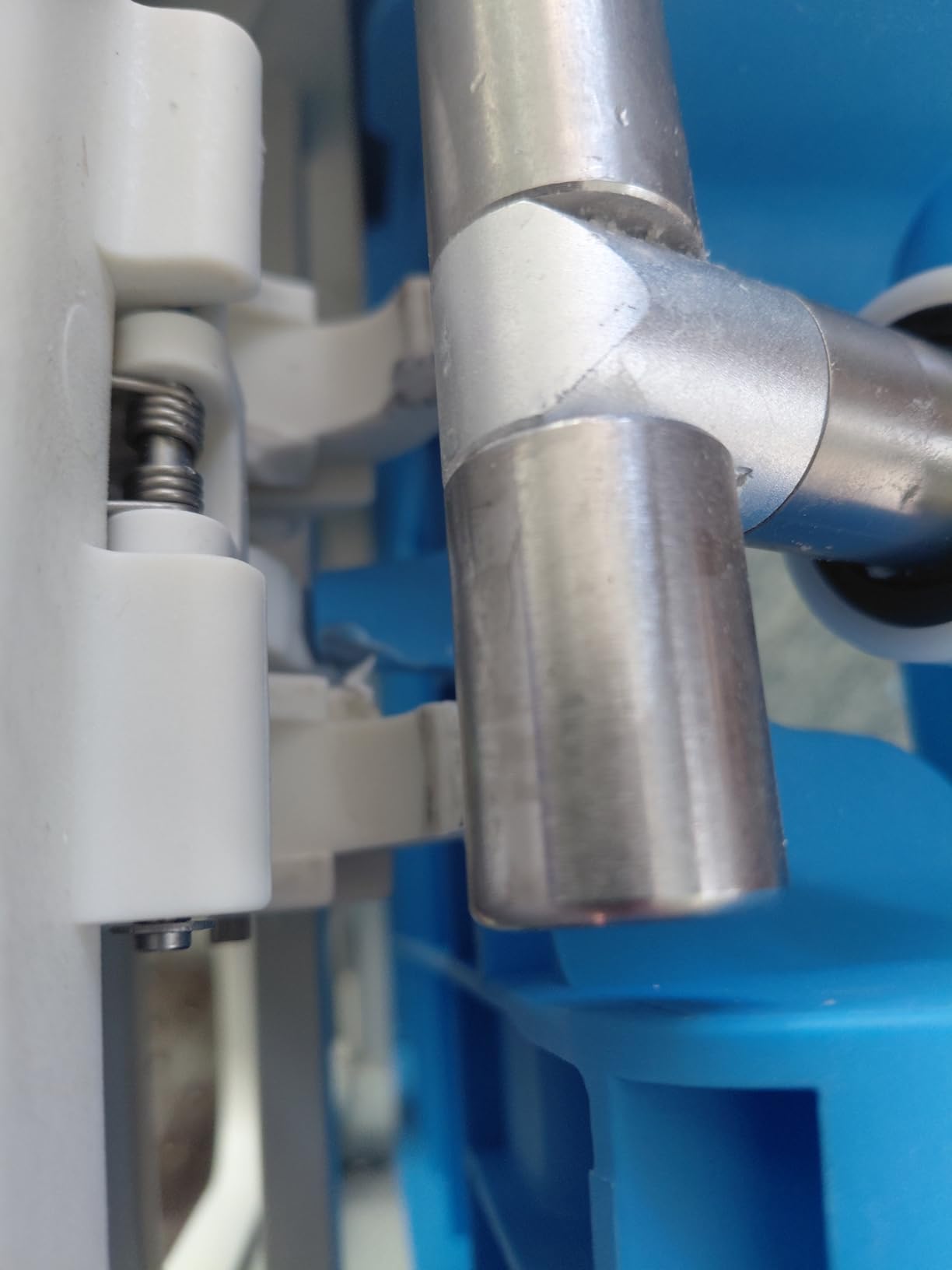 SuperHandy Portable Floor & Bath Lift - EVA Cushion, 26V 51.8Wh Battery, Lightweight 19 lbs, Foldable, 330 lb Capacity, IP68 Waterproof Lift for Seniors, Ergonomic Seat with Removable Panels (Pink) customer photo 2