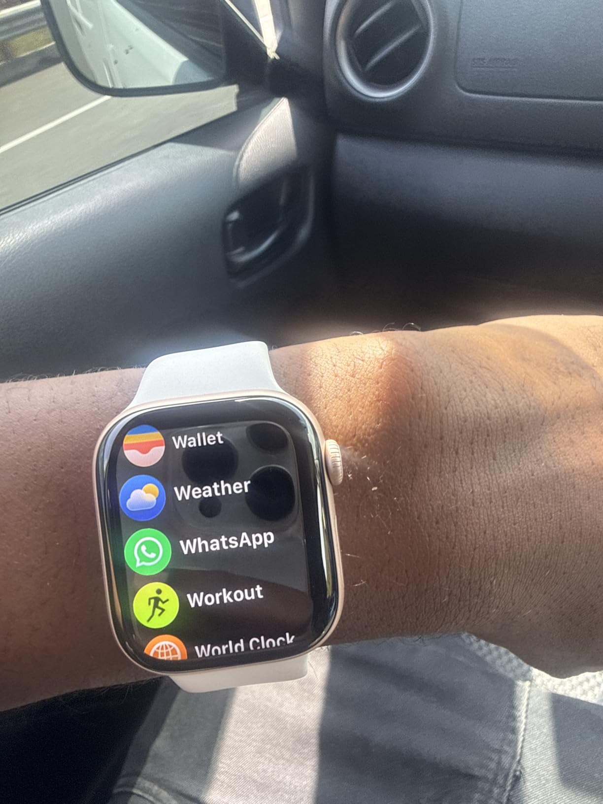 Apple Watch Series 11 [GPS 42mm] Smartwatch with Rose Gold Aluminum Case with Light Blush Sport Band - S/M. Sleep Score, Fitness Tracker, Health Monitoring, Always-On Display, Water Resistant customer photo 1
