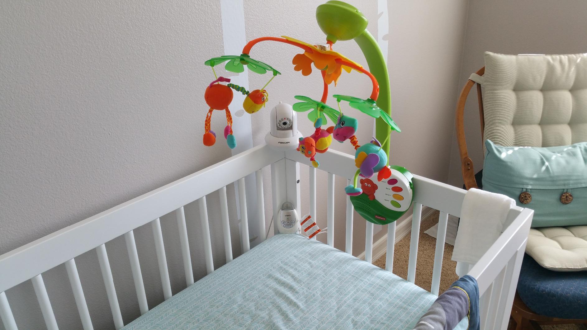 VTech Digital Audio Baby Monitor with Up to 1500ft of Range, Night Light, Soothing Lullabies, Two-Way Talk, Temperature Sensor, Record Your Own Voice, Rechargeable Battery, Feeding Reminder: DM1215 customer photo 2