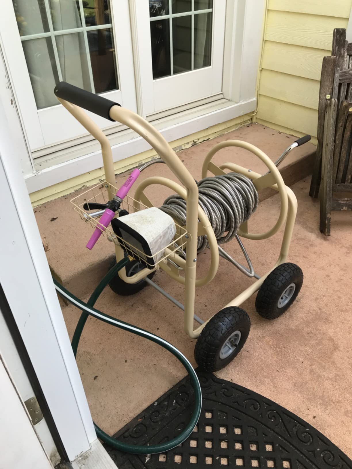 FDW Garden Hose Reel Cart, Water Hose Cart with 4 Wheels, Hold Up to 300 ft of 5/8’’ Hose,Heavy Duty Powder-Coated Steel Planting with Storage Basket, for Garden, Yard and Lawn customer photo 1