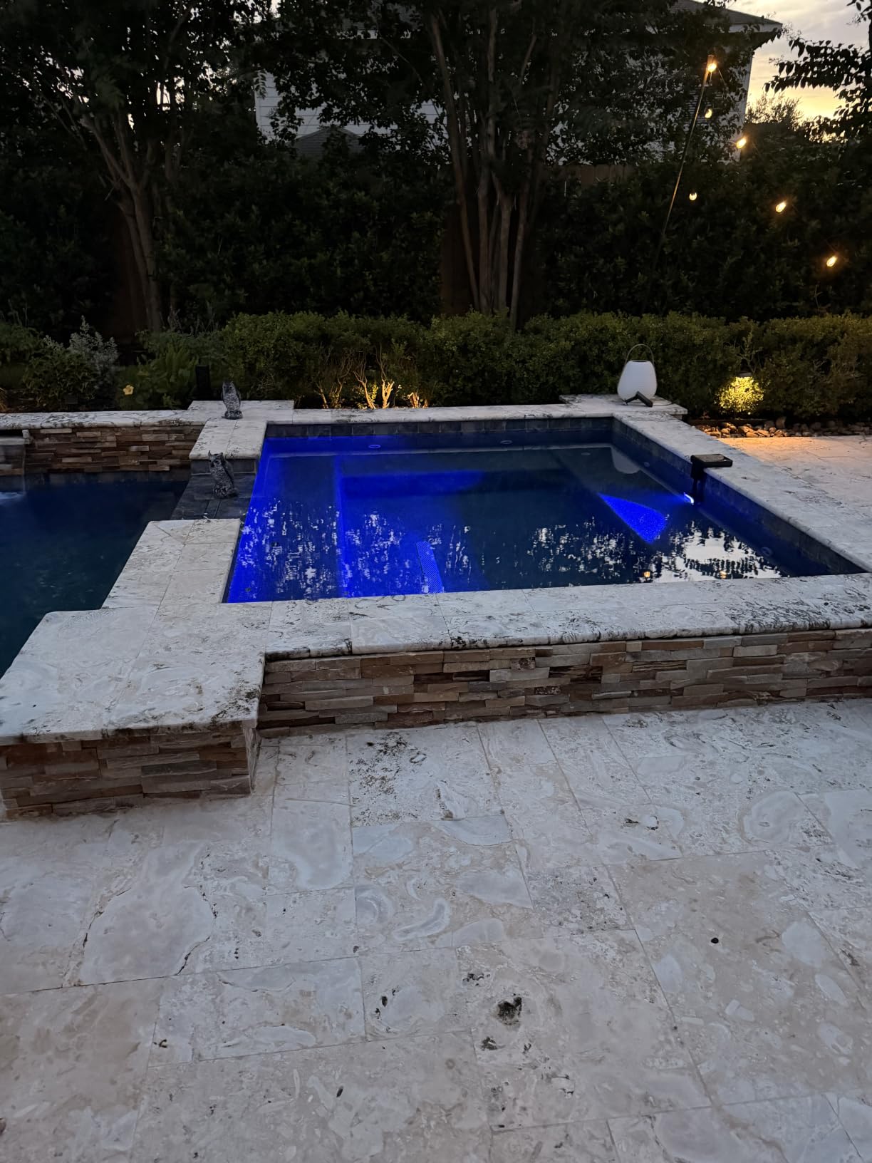 Solar Pool Lights for Inground Pools,Upgraded Solar Lights with LCD Pool Thermometer, Underwater Submersible Led Light for Pool Accessories, Swimming Pool Lighting with 10 Light Modes, 1PC customer photo 2