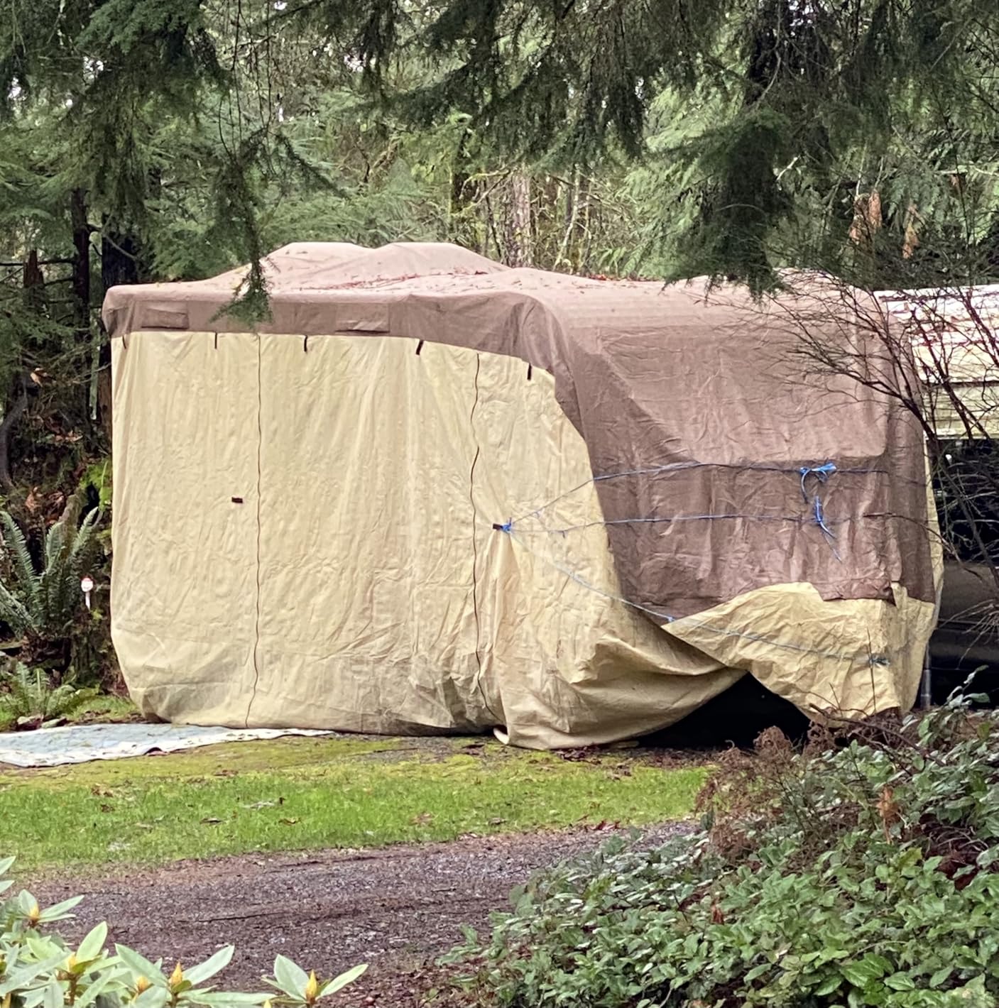 Umbrauto Class A RV Cover 37' ~ 40' – Upgraded Heavy-Duty 9-Layers Top Class A Motorhome Cover, Windproof & Breathable Toy Hauler Travel Trailer Covers Includes 3 Extra Straps & Gutter Covers customer photo 1