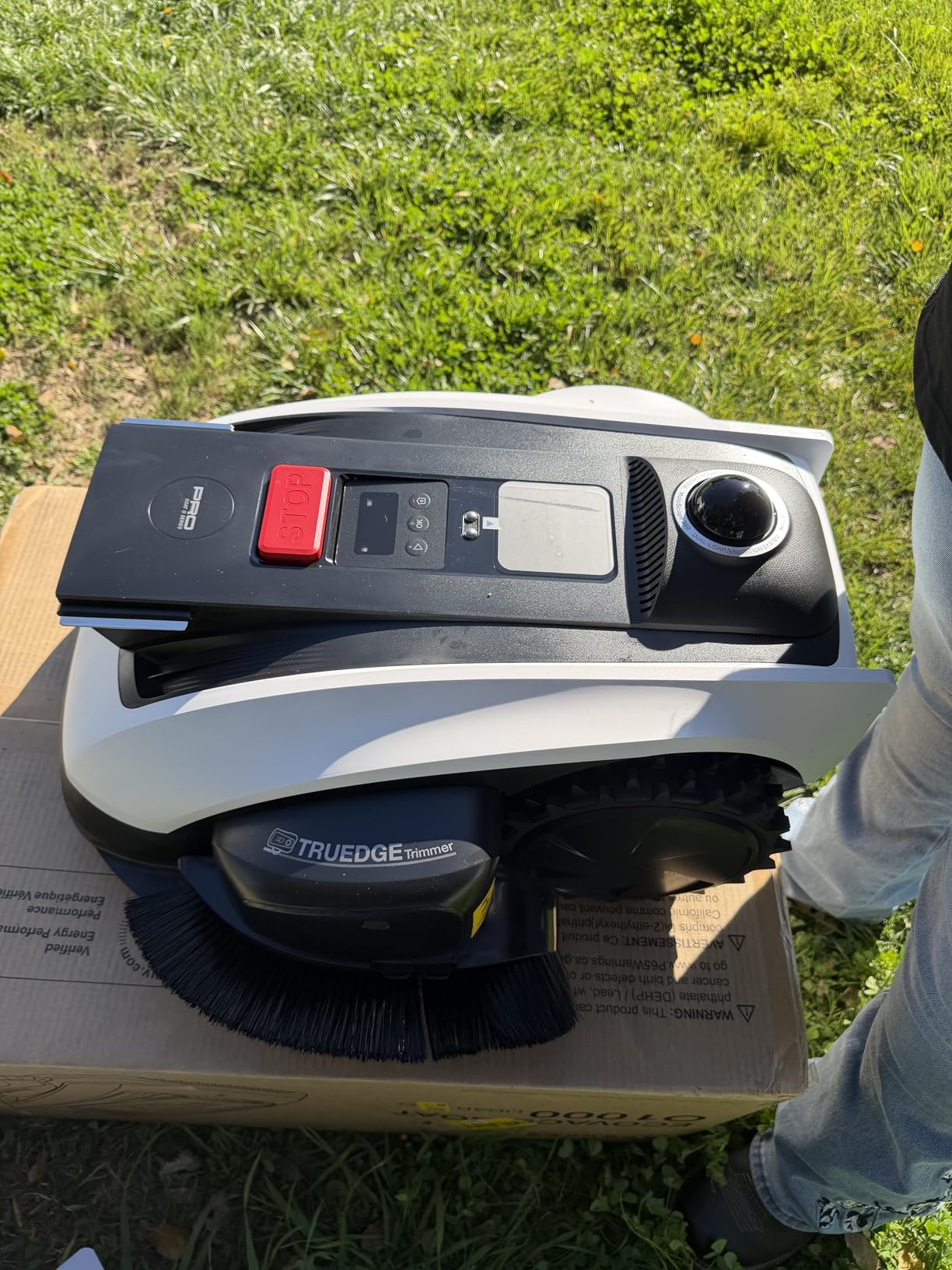 ECOVACS Goat O1000 LiDAR PRO Robot Lawn Mower, Wire-Free Mapping with LiDAR Navigation, AI Obstacle Avoidance, Smart Edge Mowing, App Control, for Lawns Up to 1/4 Acre customer photo 2
