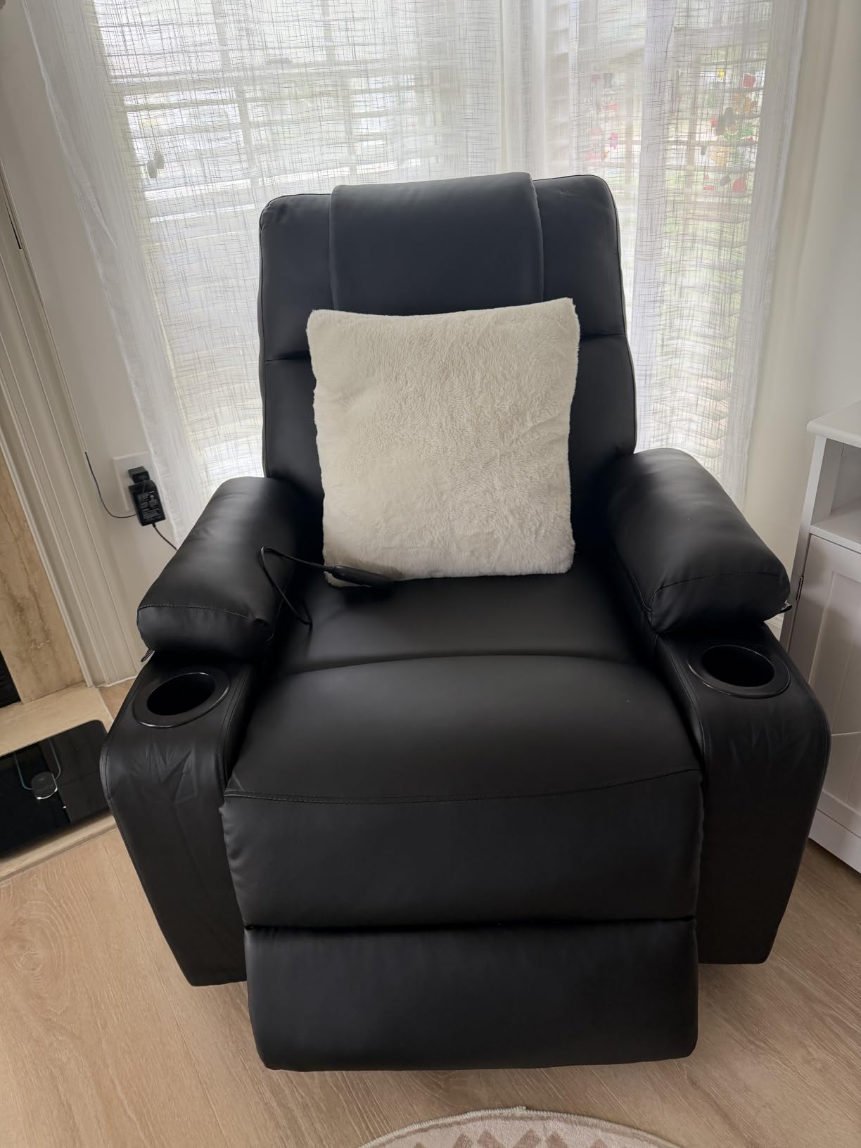 Leather Power Lift Recliner Chair for Elderly, with Massage & Heat customer photo 2