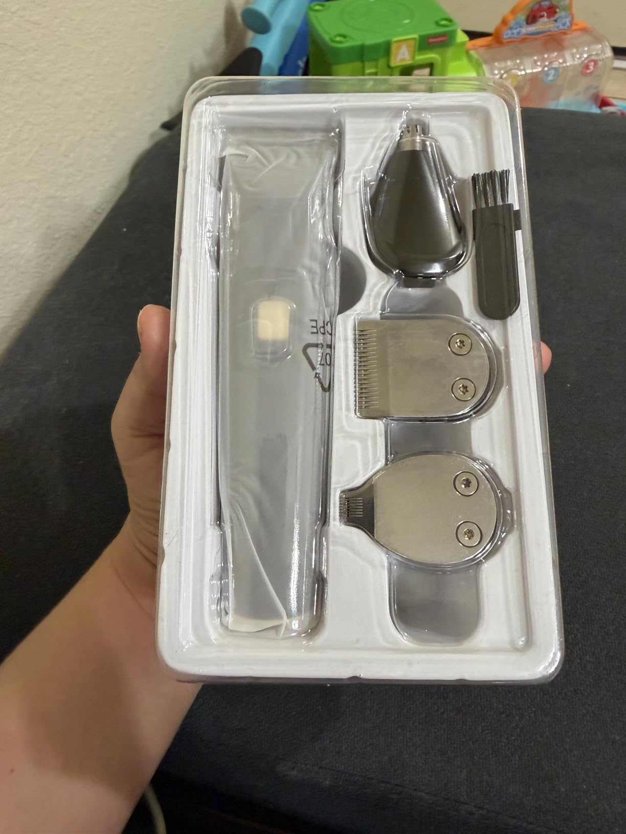 Beard Trimmer for Men, Fast Charging 4-in-1 Kit, 18 Lengths, Accessories customer photo 2