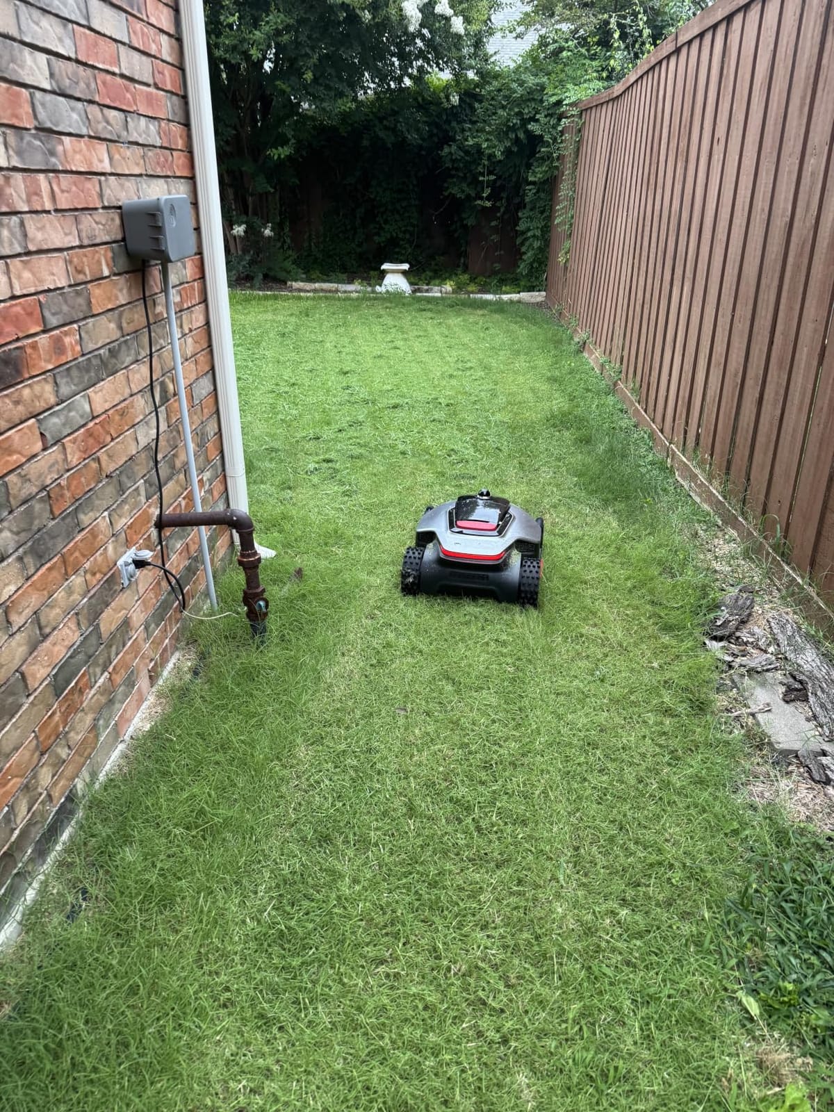 DREAME LiDAR Robot Lawn Mower A3 AWD Pro 5000 Wire Free for 1.25 Acre customer photo 2
