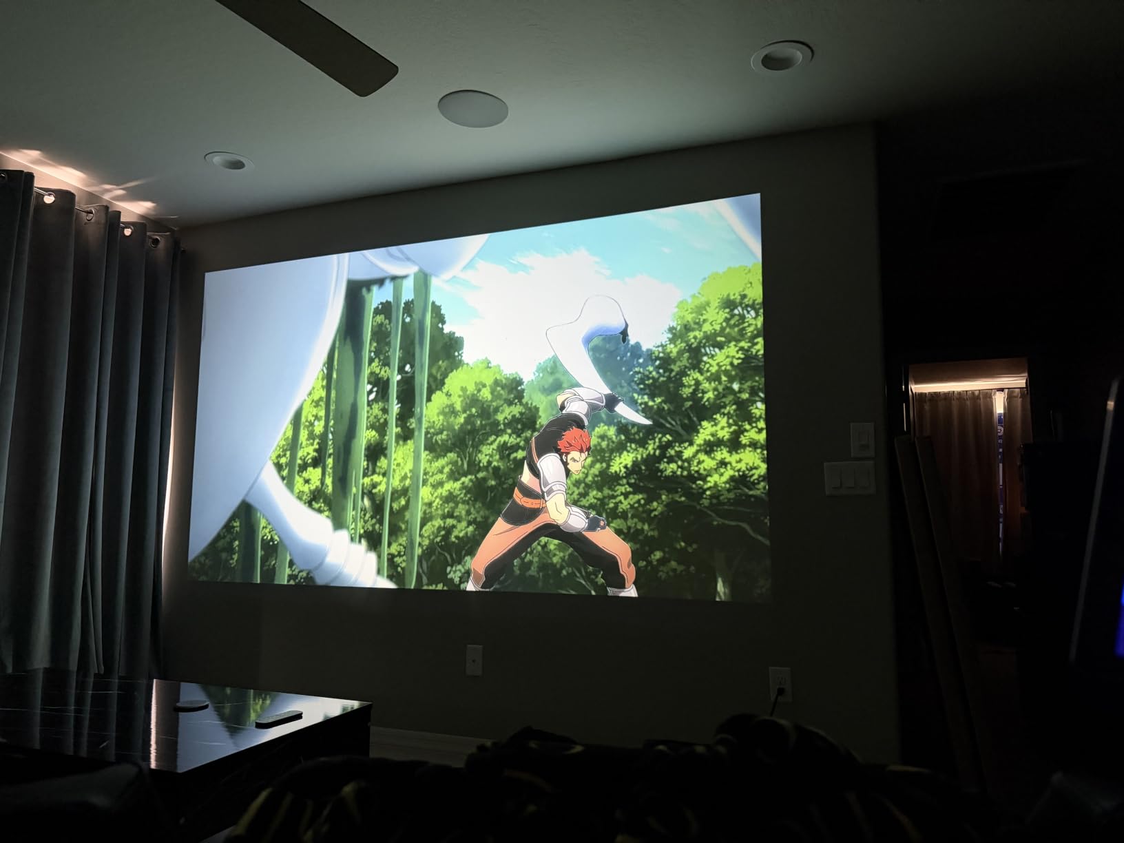 Smart Projector 4K [VIDAA Live TV & 36W Dolby & Voice Control] with WiFi6 and Bluetooth, Short Throw Projector Compatible with Netflix, AI Auto Focus, HDR10, Home Theater Proyector for Outdoor Movies customer photo 2