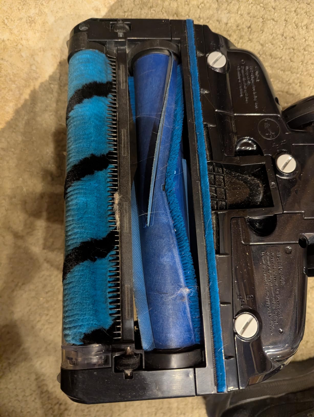 Shark Cordless Pet, Cordless Lightweight Stick Vacuum Cleaner, IY143H customer photo 2