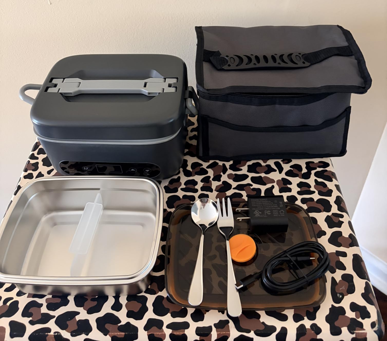 Heated Lunch Box for Adults, 1.2L Self-Heating Food Warmer Dark Gray | Cordless, 5-Sided Heating, Retains 90% Moisture, Scheduled Heating, 24000mAh Battery, Leakproof Design customer photo 1