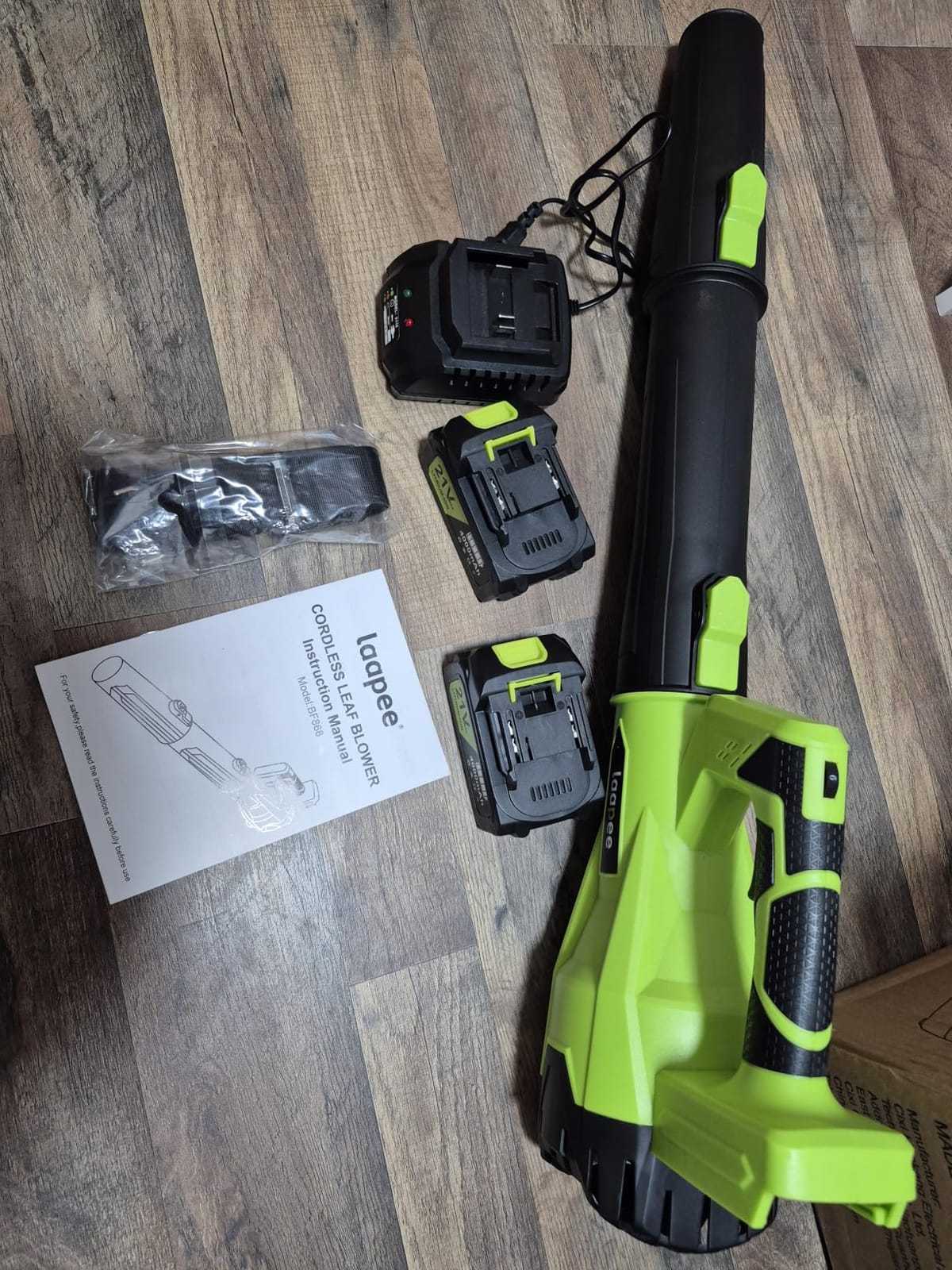 Leaf Blower Cordless 650CFM with 2x4.0Ah Battery Powered and Fast Charger customer photo 2