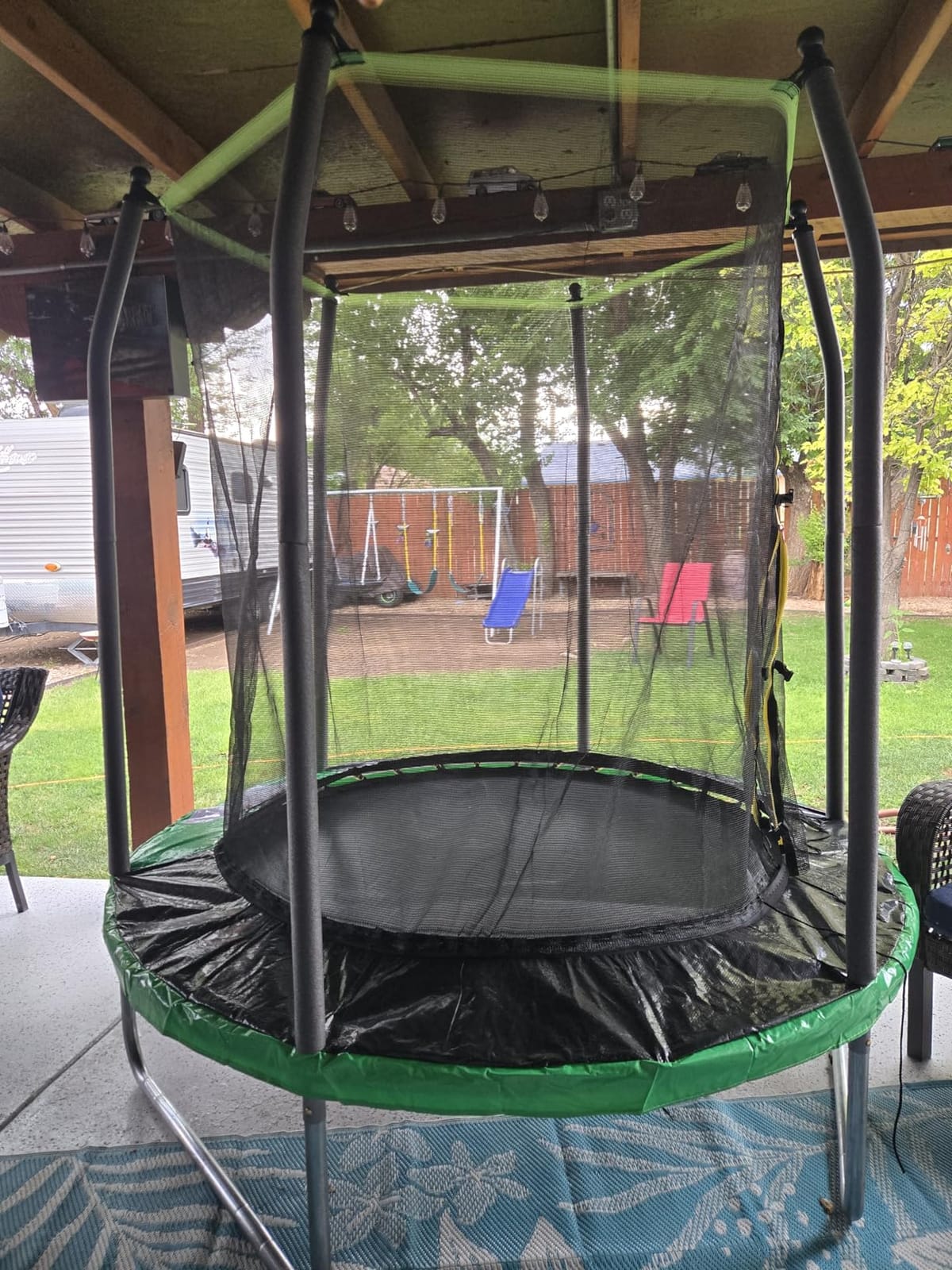 AOTOB 12 FT/14 FT Rectangle Trampoline with Net customer photo 2