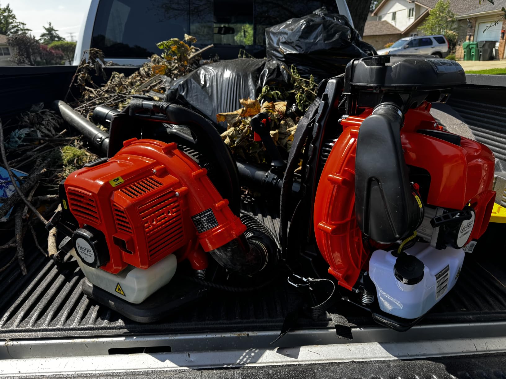 25.4CC Gas Leaf Blower, Handheld 2-Cycle Blower, Lightweight Low-Vibration Design, 432 CFM & 180 MPH, Powerful Gas Powered Blower for Lawn Yard Leaf Clearing customer photo 1