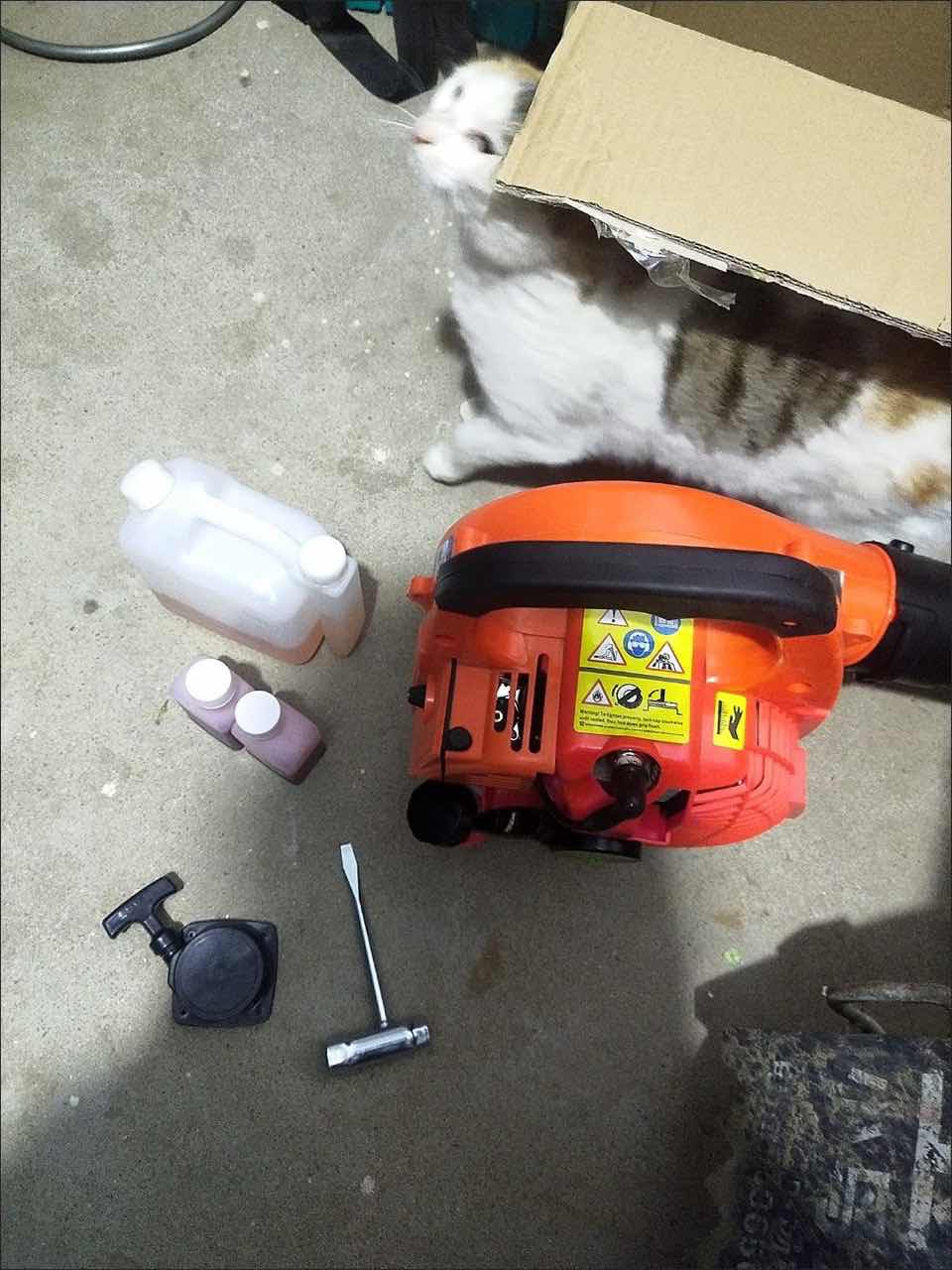 26CC Handheld Gas Leaf Blower,432 CFM 180 MPH,9.4 lb Lightweight Design customer photo 1