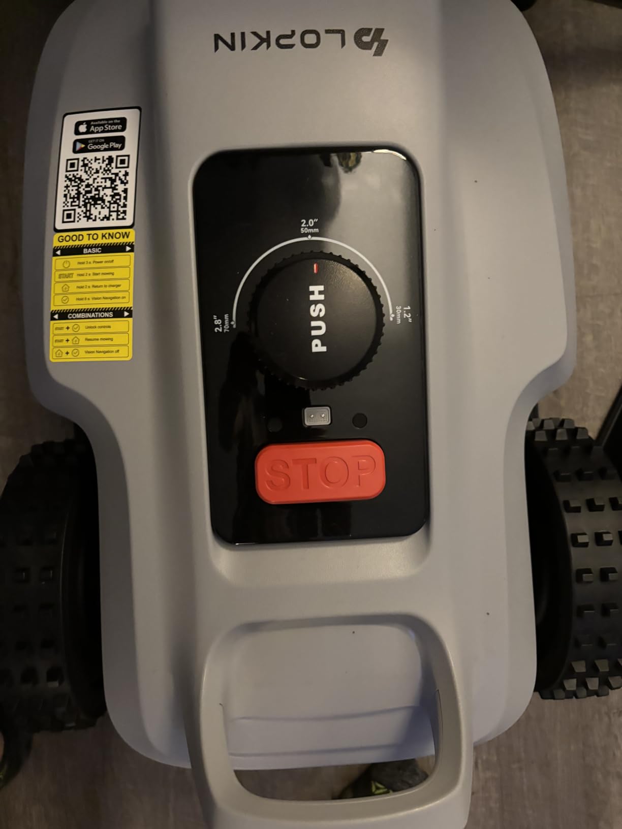 L2500-NEO Robot Lawn Mower for 0.9 Acres, NetRTK + AI Vision Lawnmower Robot, Wi-Fi HaLow Connectivity, No Boundary Wire, AI Obstacle Avoidance, App Control, 60dB Quiet, Multi-Zone Management customer photo 1