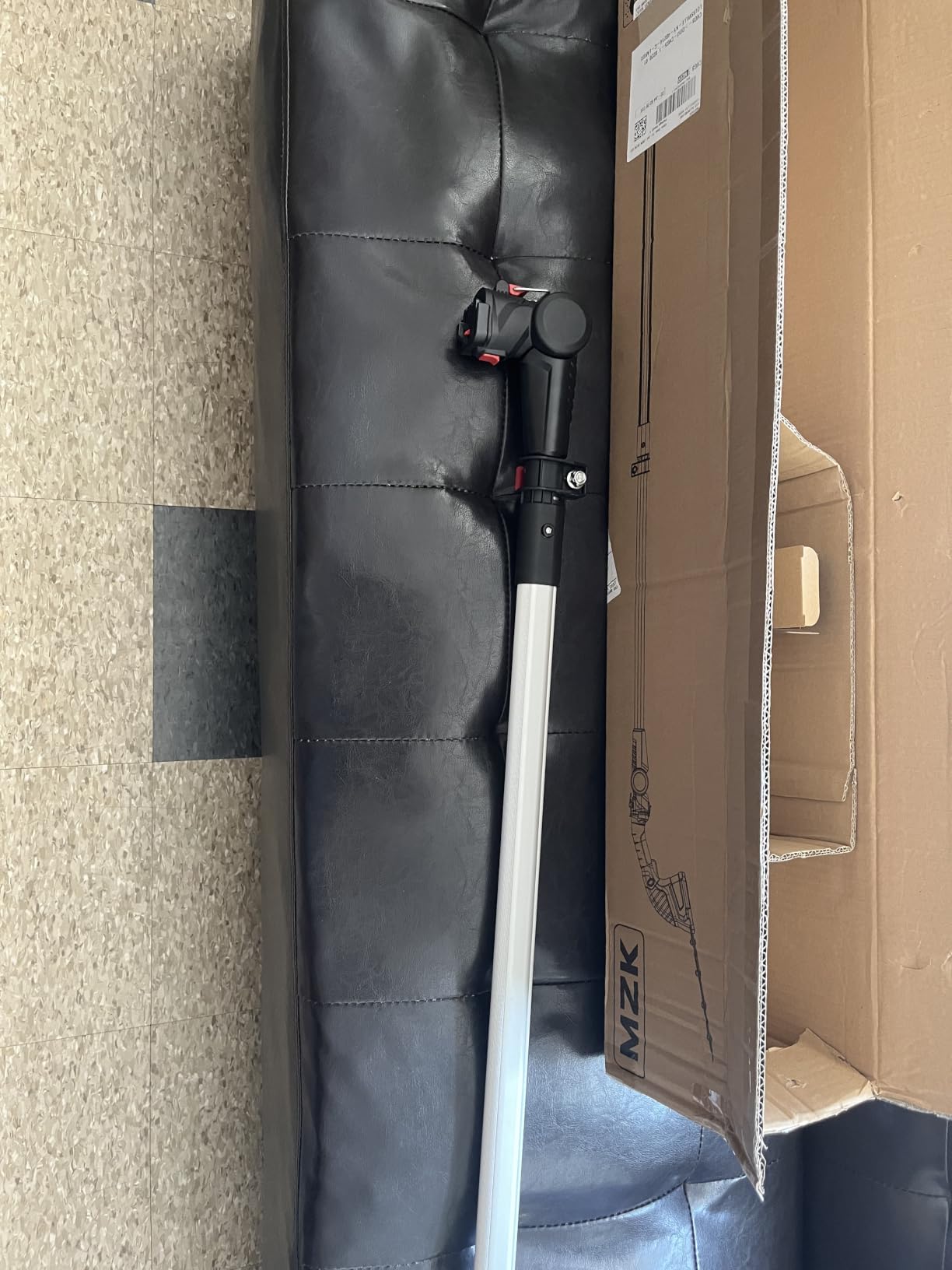 MZK 20V 2-in-1 Pole Hedge Trimmer & Grass Shear,13ft Reach, 2x4Ah Batteries customer photo 1