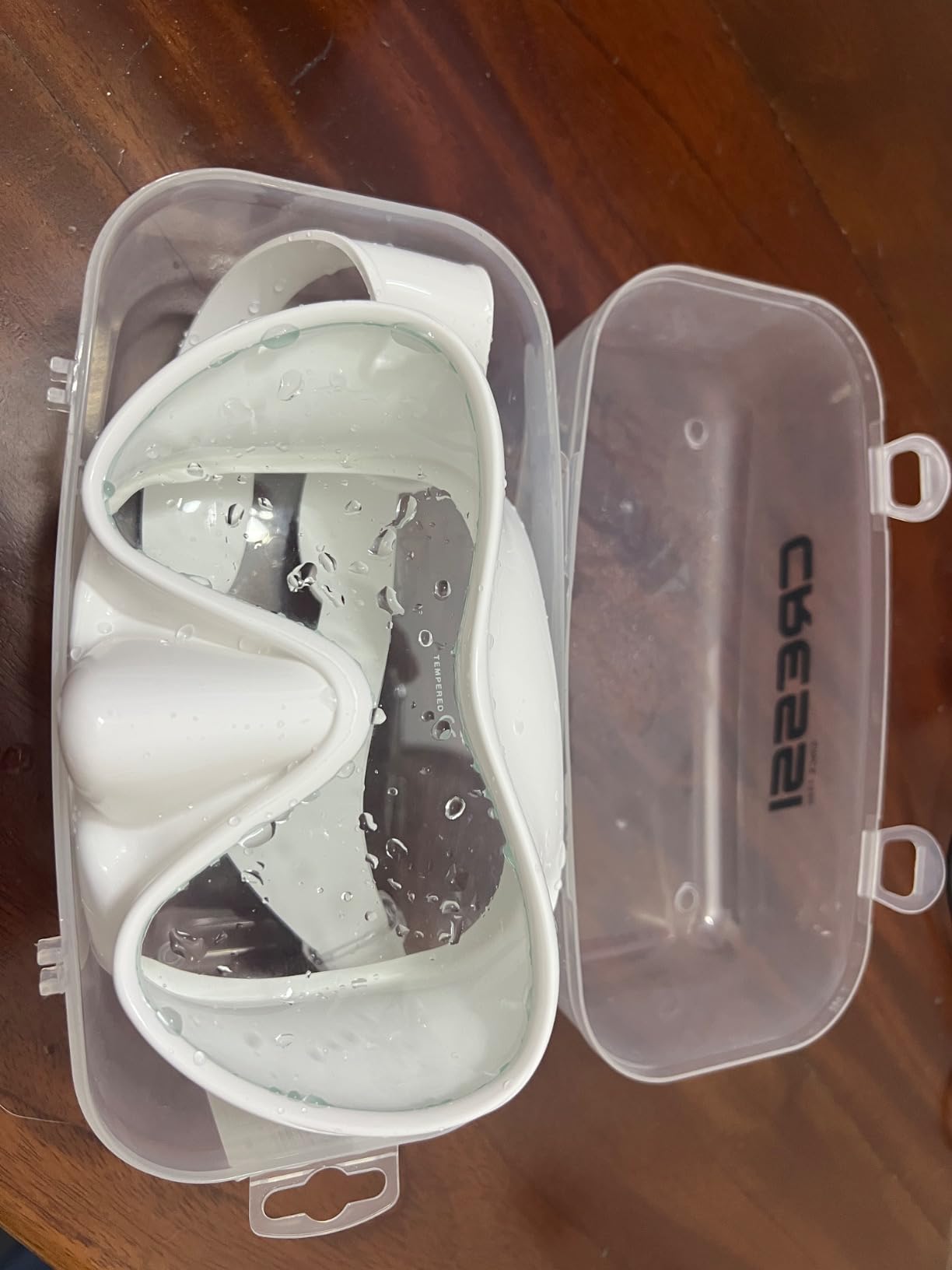 Cressi F1 Snorkel Mask, Scuba Mask, Frameless, for Adults, Folds Flat customer photo 1