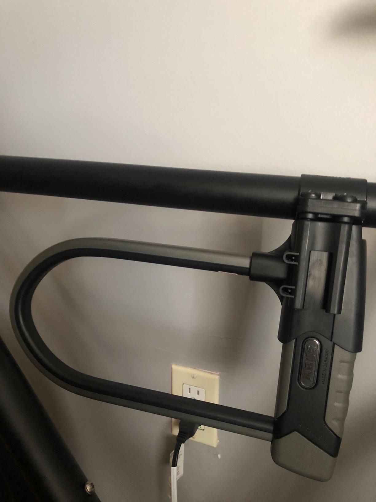 Abus Granit X-Plus 540 U Lock customer photo 1