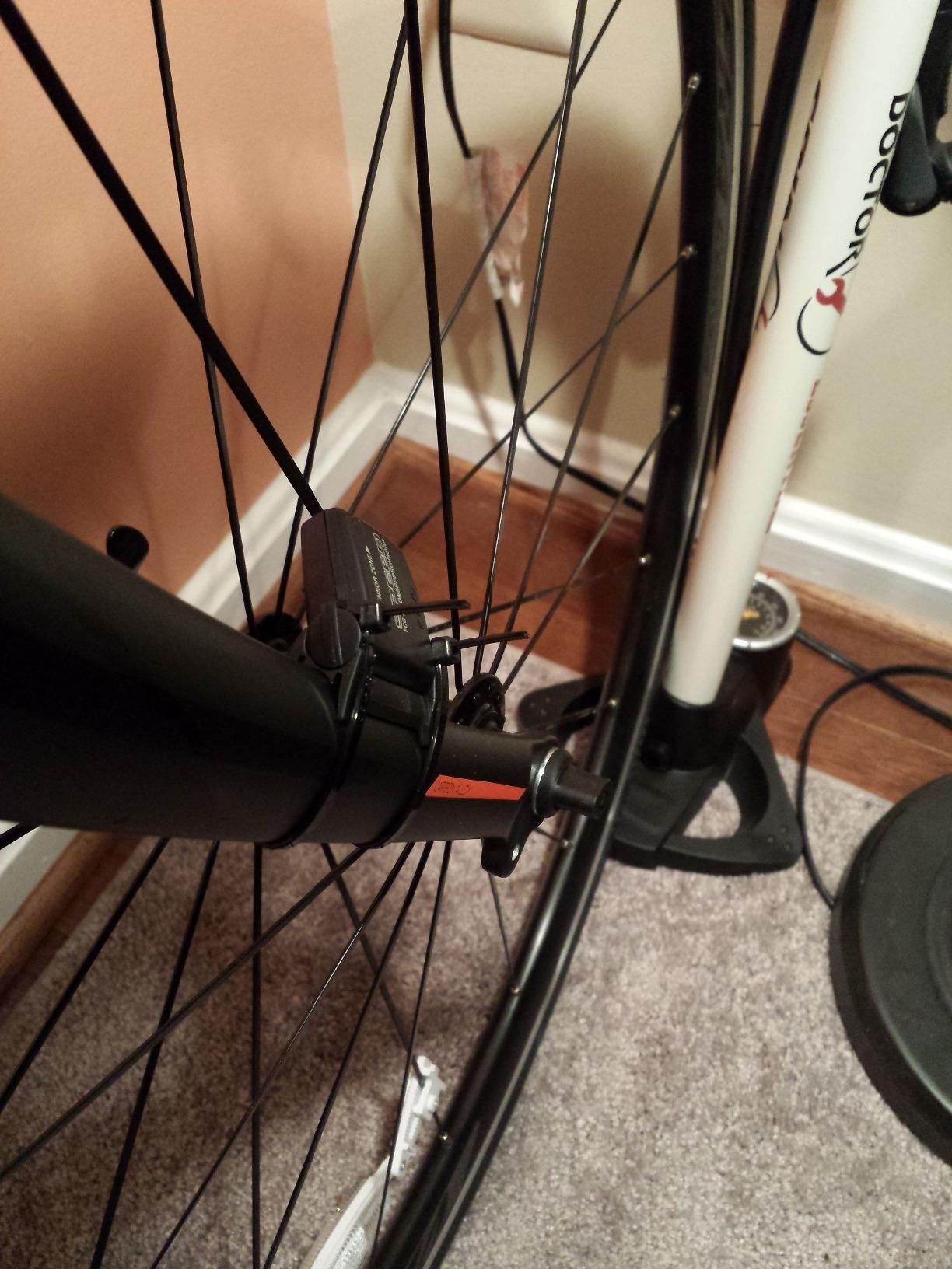 CATEYE Padrone Wireless Bike Computer – Oversized Display Cyclocomputer, Wireless Speedometer & Odometer, FlexTight™ Mount, Auto Start/Stop, Programmable Odometer customer photo 1