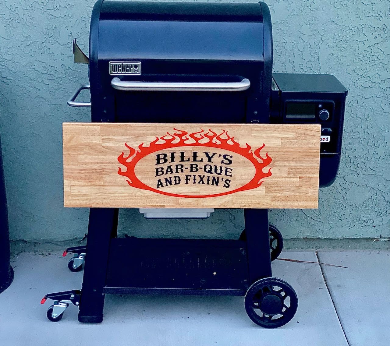 Weber Searwood™ 600 Wood Pellet Smoker Grill – Wi‑Fi & Bluetooth‑Enabled Outdoor Grill for Smoking, Searing, Rapid React PID & Cooking up to 600°F, Black customer photo 1