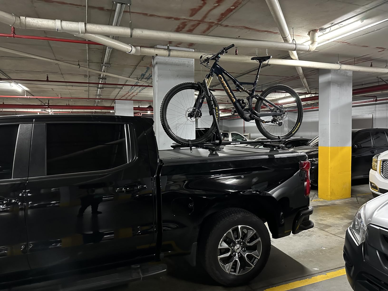 Rhino Rack Bike Roof Rack for Most Bikes, Secure Ratcheting Arm, Three Locking Systems, Ergonomic Handle, Universal Mounting for All Vehicles, Fits Most Bikes (RBC050) customer photo 2
