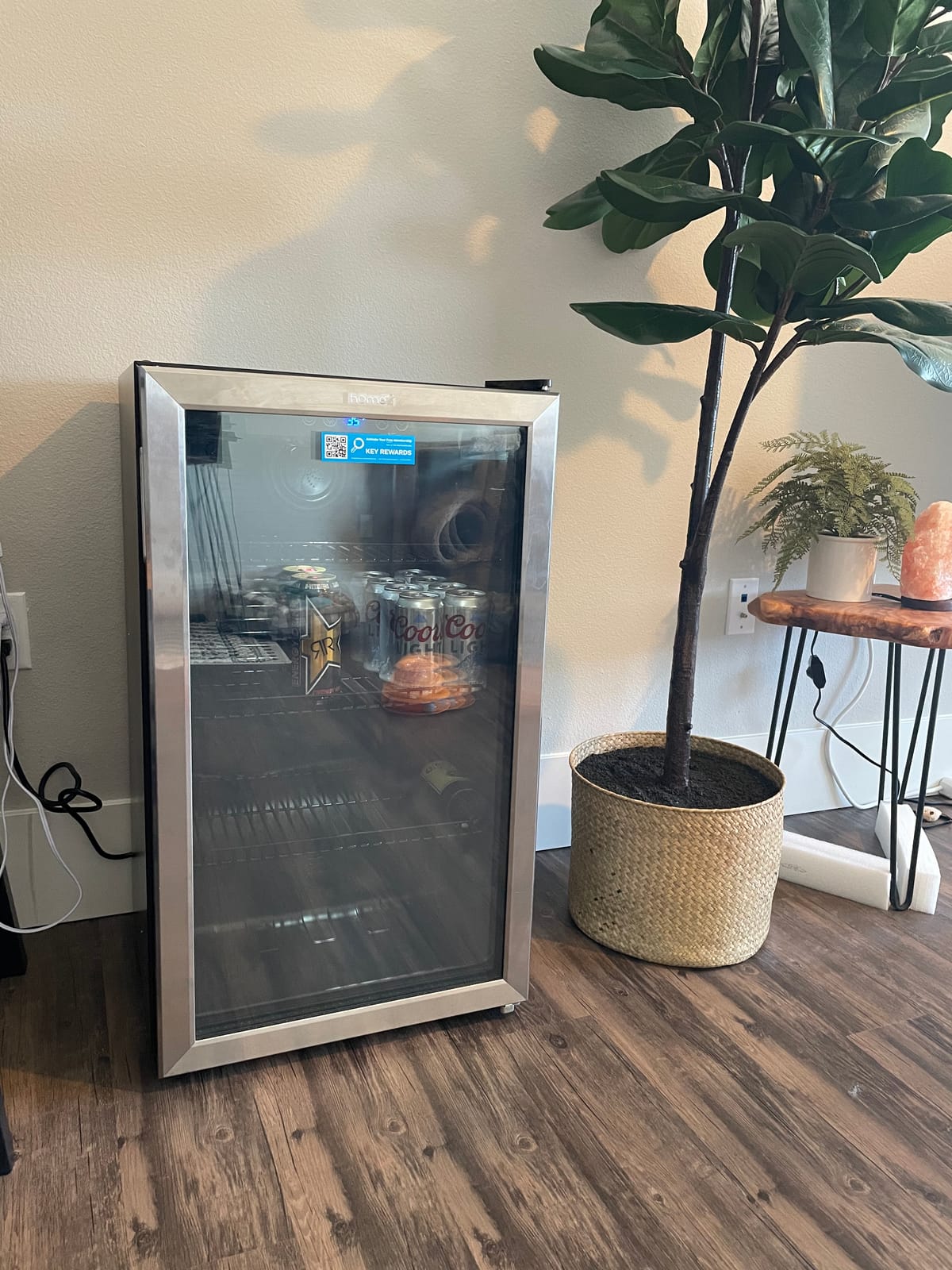 hOmeLabs Beverage Refrigerator and Cooler, 120 Cans Capacity, 3.2 Cu Ft customer photo 1