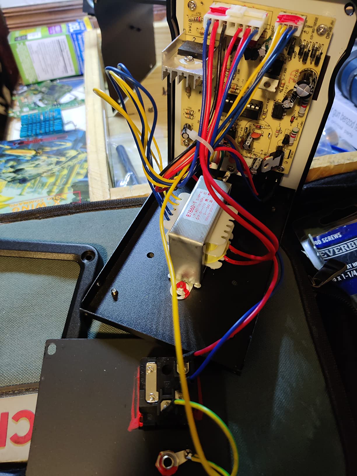 858D 110V Solder Station, Digital Display SMD Hot Air Rework Station Solder Iron Kit Heat Gun, Tweezers, Desoldering Pump customer photo 2