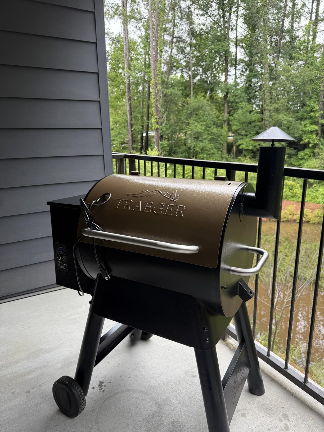 SunPatio Heavy Duty Waterproof Grill Cover for Traeger Pro 34 & 780 Series customer photo 2