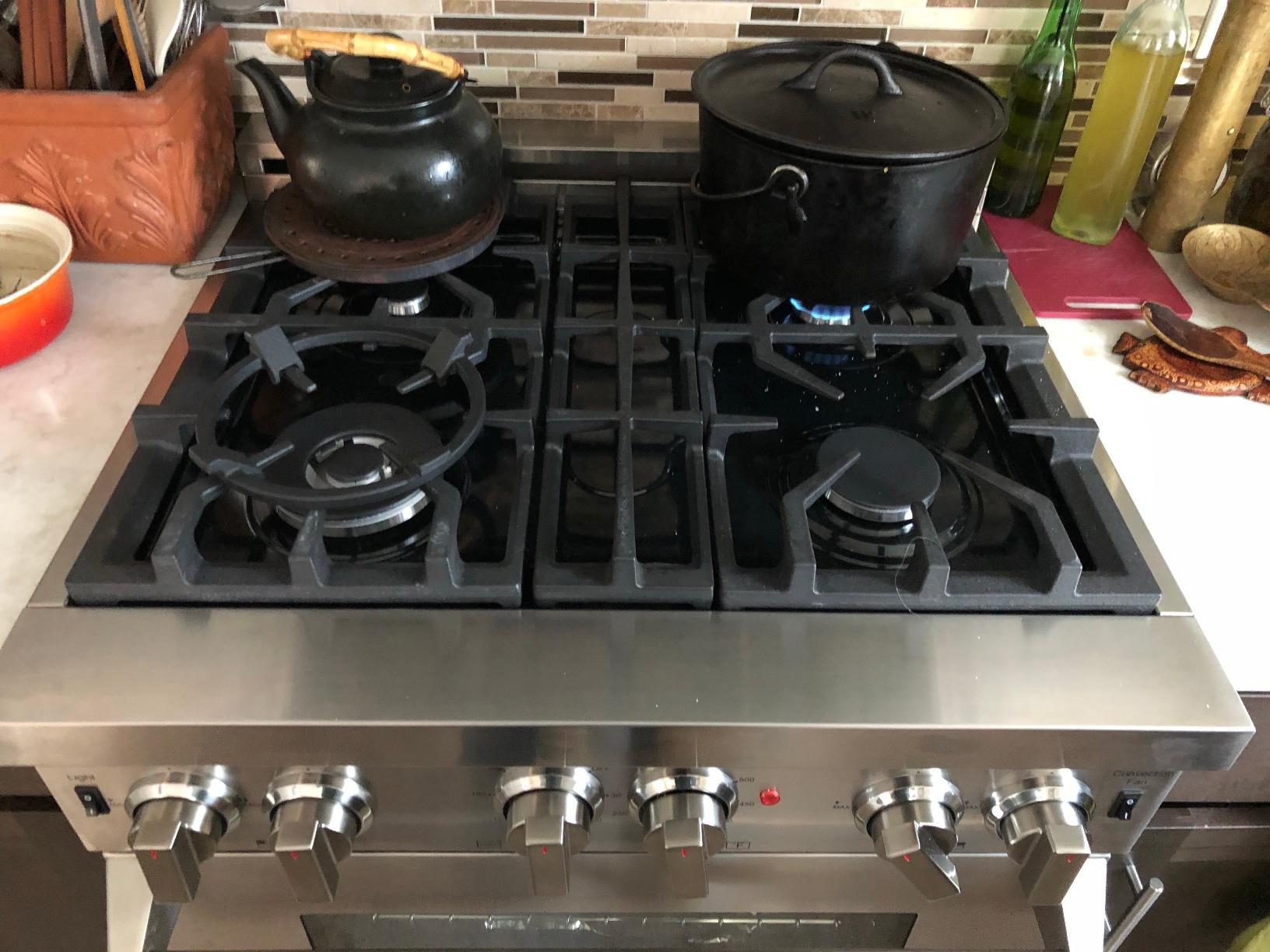 30 in. Vista Coll 4.3 cu ft 4 Burner Gas Range, Convection, Stainless Steel customer photo 1