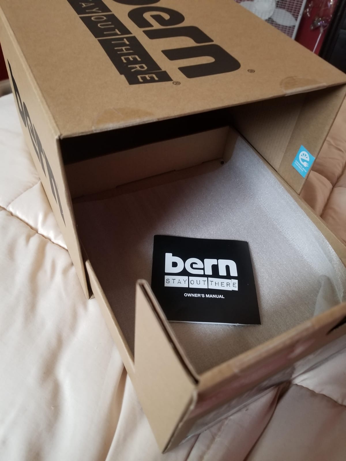 Bern Hudson MIPS Adult Bike Helmet with Rotational Impact Safety, up to 27 MPH│Adjustable│Safety Light Included│for Bikes, E Scooters, E Bikes│Fully Certified customer photo 1