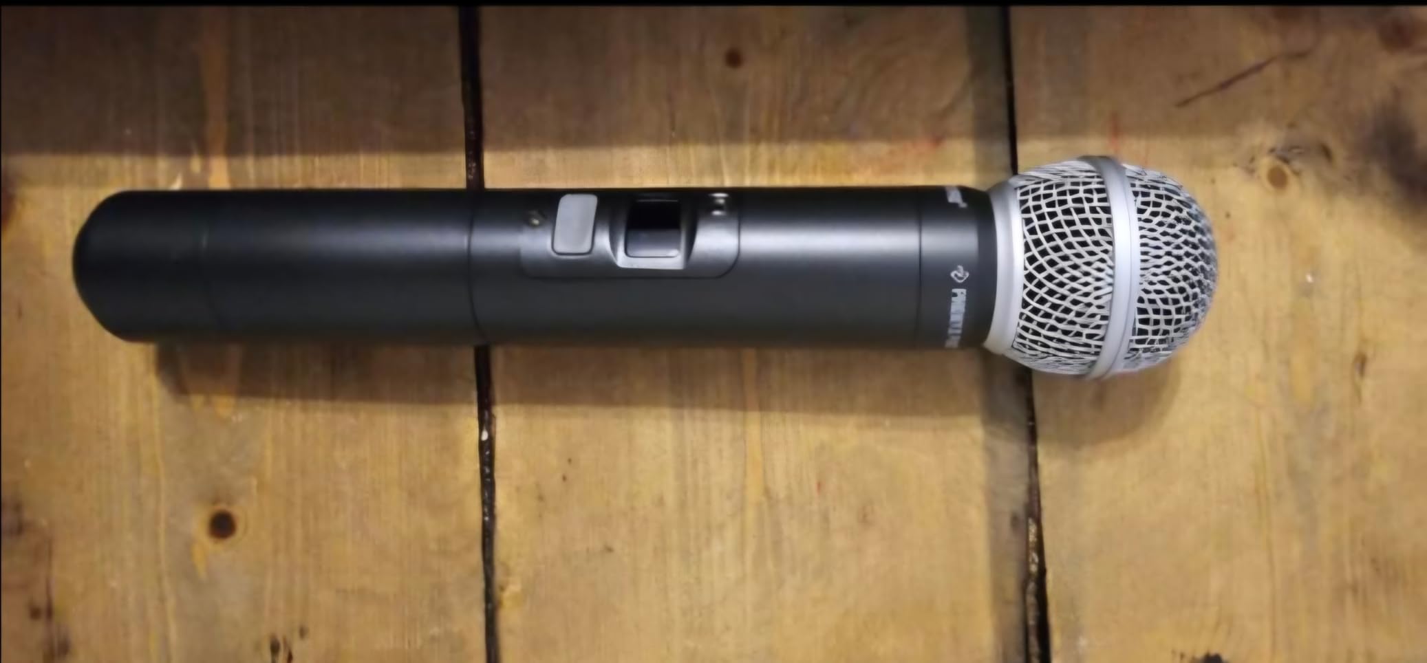Phenyx Pro 8-Channel UHF Auto Scan Wireless Microphone System,PTU-6000-8H customer photo 2