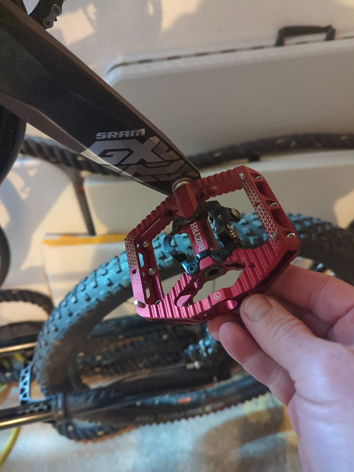 MZYRH MTB Mountain Bike Pedals 3 Bearing Flat Platform Compatible with SPD,Dual Function Sealed Clipless Aluminum 9/16