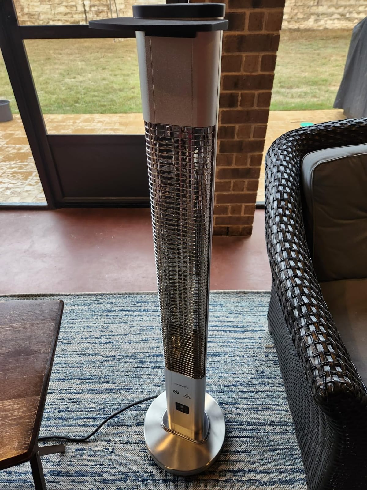 SereneLife Infrared Patio Heater, 1500W Electric Standing with Remote Control, IP44 Approved, Odorless, Three Power Settings, Indoor/Outdoor for Restaurant, Backyard, Garage, Decks customer photo 2