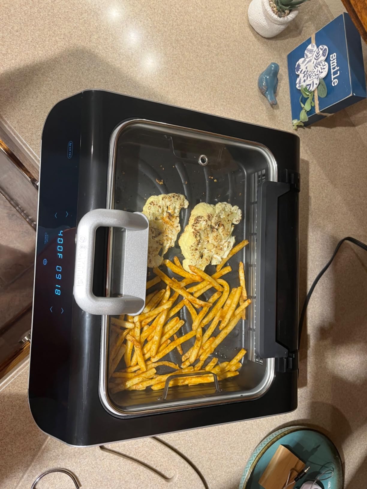 Gourmia Smokeless Indoor Grill & Air Fryer raclette grill with Smoke Extracting Technology Extra-Large Nonstick Cooking electric grill indoor Korean BBQ Style 6 Quart FoodStation™ customer photo 1
