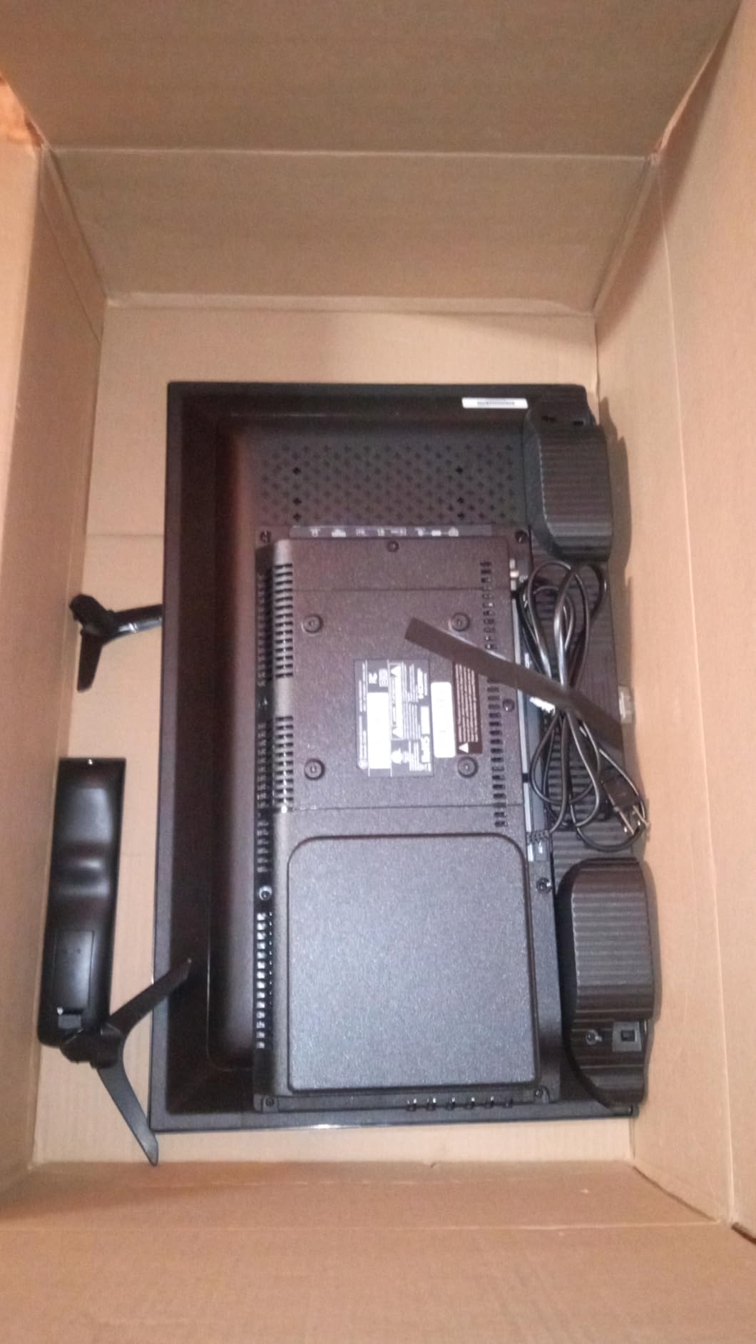 Westinghouse 24 Inch TV with DVD Player Built in, HD LED Small Flat Screen Non-Smart Television DVD Combo, RV Camper, Works w/Fire Stick, Roku, Apple TV, TiVo, Xumo, & Streaming Devices (2026 Model) customer photo 1
