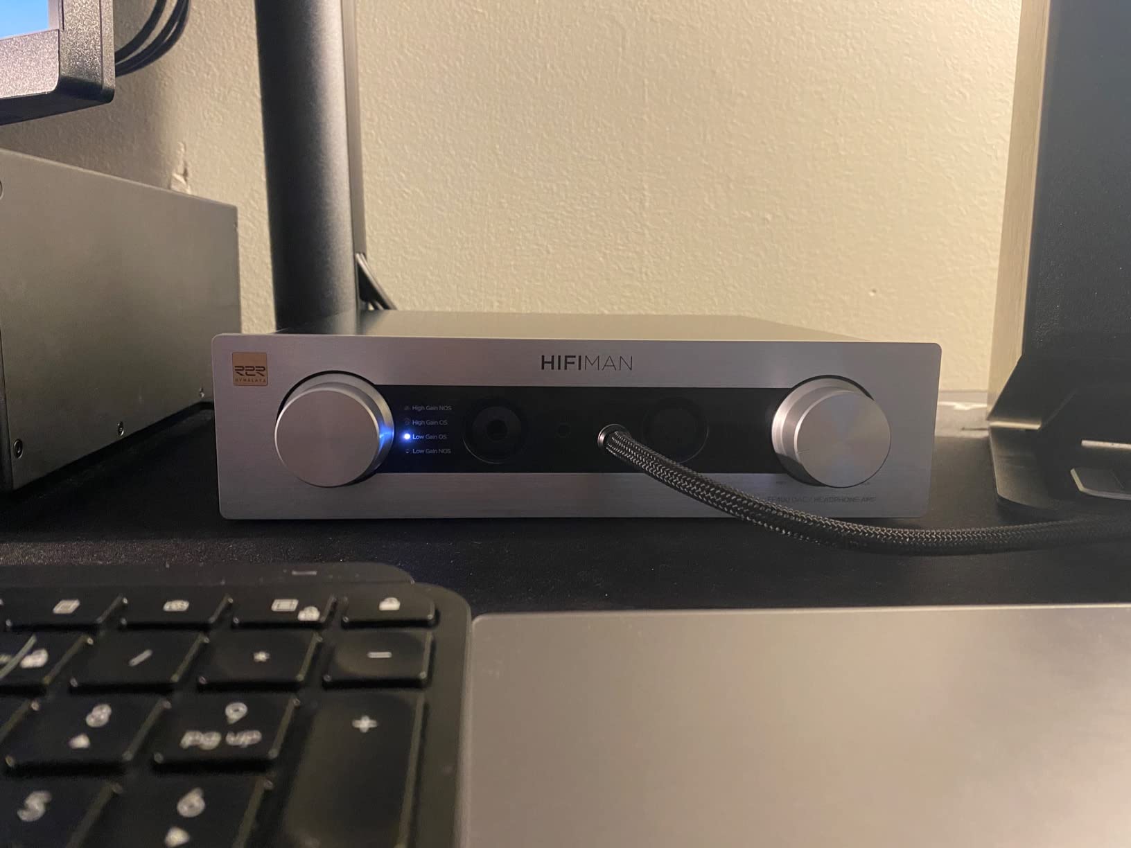HIFIMAN EF400 Desktop Balanced Headphone DAC& Amplifier with Himalaya R2R DAC, 3.5/4.4/6.35mm Output for Home Audio customer photo 2