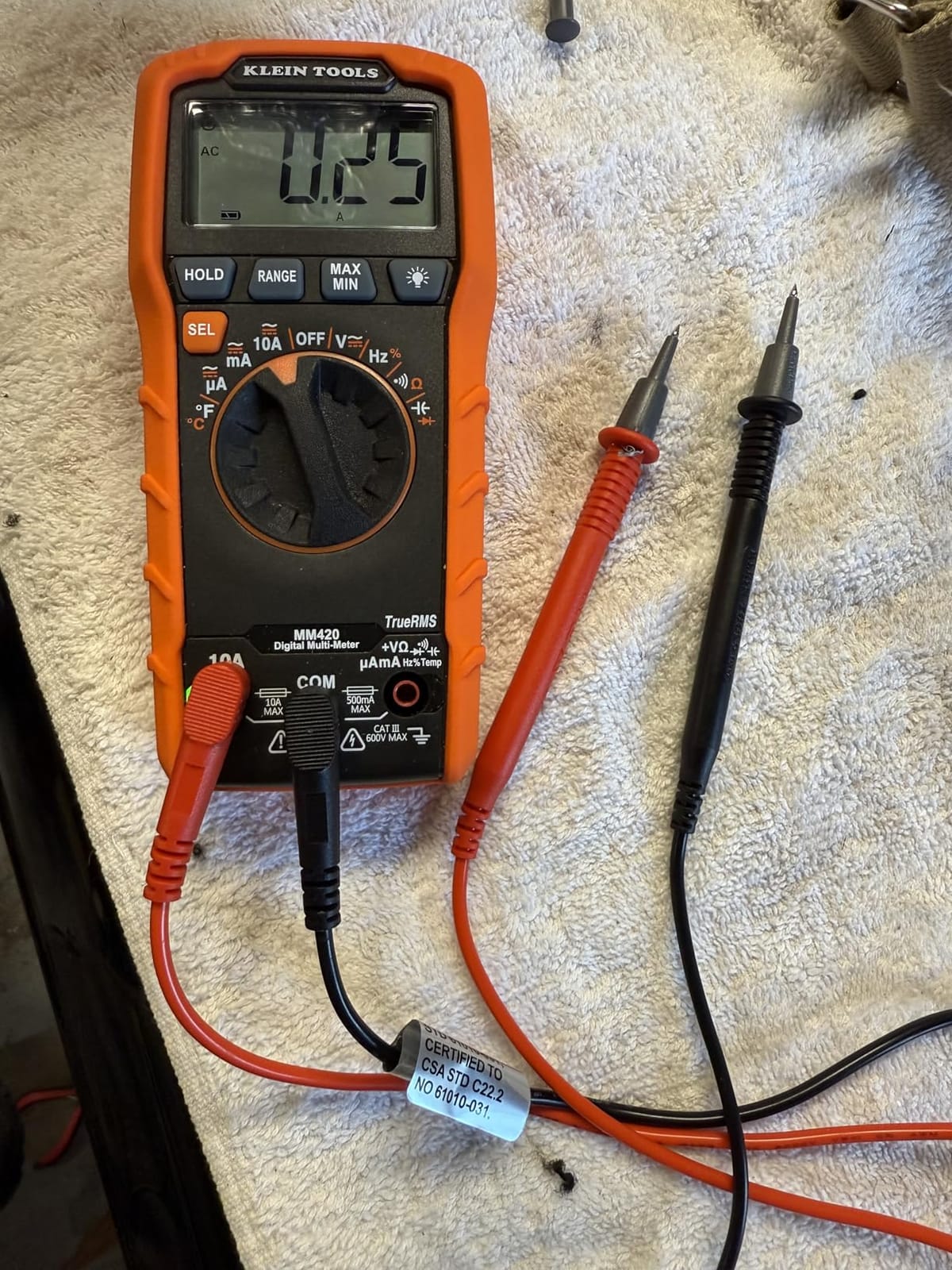 Klein Tools MM420 Digital Multimeter, Auto-Ranging TRMS Multimeter, 600V AC/DC Voltage, 10A AC/DC Current, 50 MOhms Resistance customer photo 2