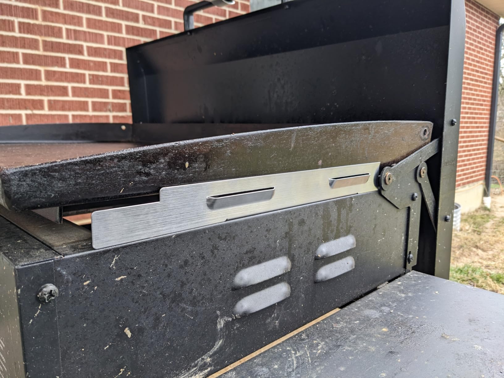 Blackstone Wind Guards for 36