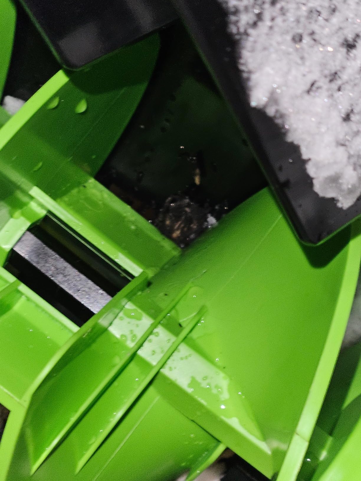 EGO Power+ SSA1200 Multi-Head Snow Shovel Attachment, Black customer photo 1