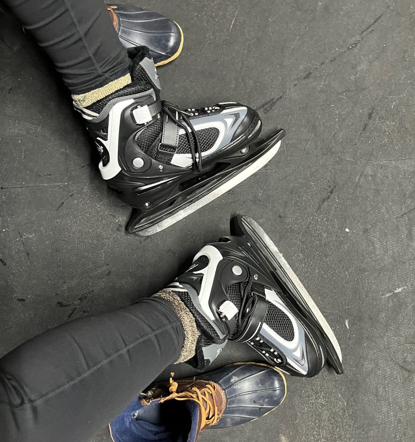 Nattork Ice Skates for Kids, Boys and Girls, Hockey Lace-Up Adjustable Skates Soft Padding and Reinforced Ankle Support for Beginners customer photo 1