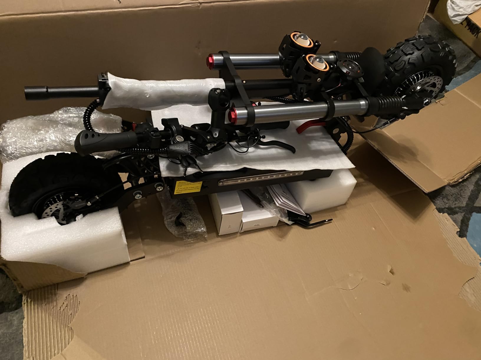 Electric Scooter Adult K8 6000w Dual Motor, Max Speed 50MPH Range 70 Miles, 12 Inch Street Tires Commuter Dual Suspension E-Scooter with Seat and RGB Light customer photo 2