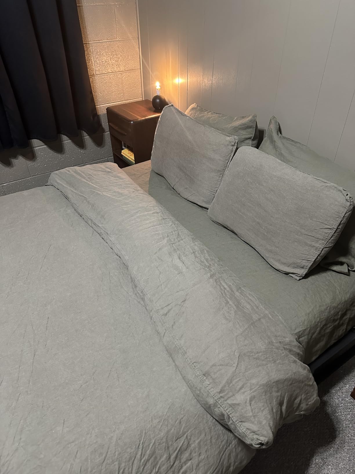 XZ XIFA White Linen Sheets - 100% Washed French Flax Organic Linen, King Size Cooling Sheets Set for Hot Sleepers (1 Flat, 1 Fitted, 2 Pillowcases) customer photo 1
