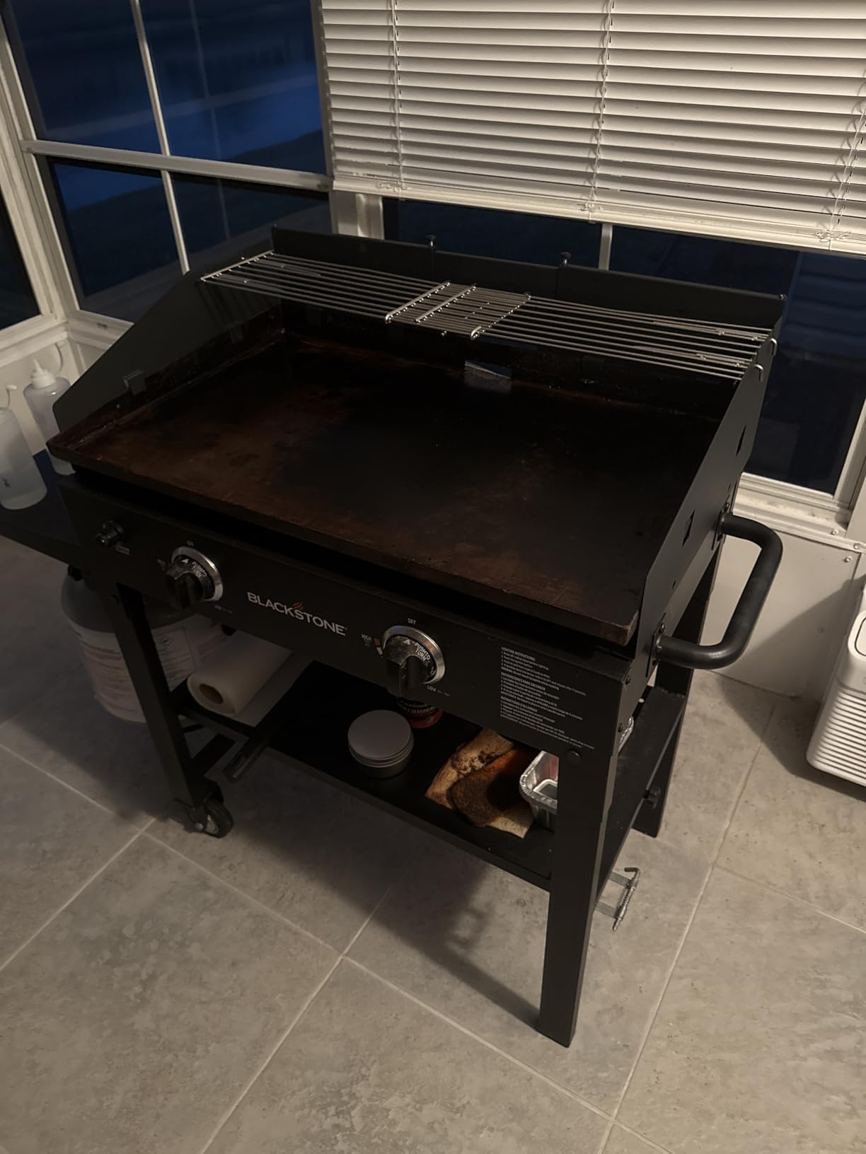 Wind Guard & Griddle Warming Rack for 16