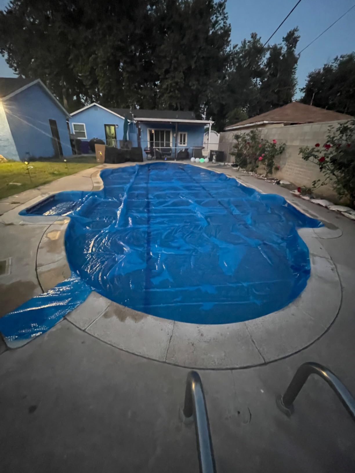 In The Swim 18' x 36' Standard Blue Rectangle Solar Pool Cover 8 Mil customer photo 2