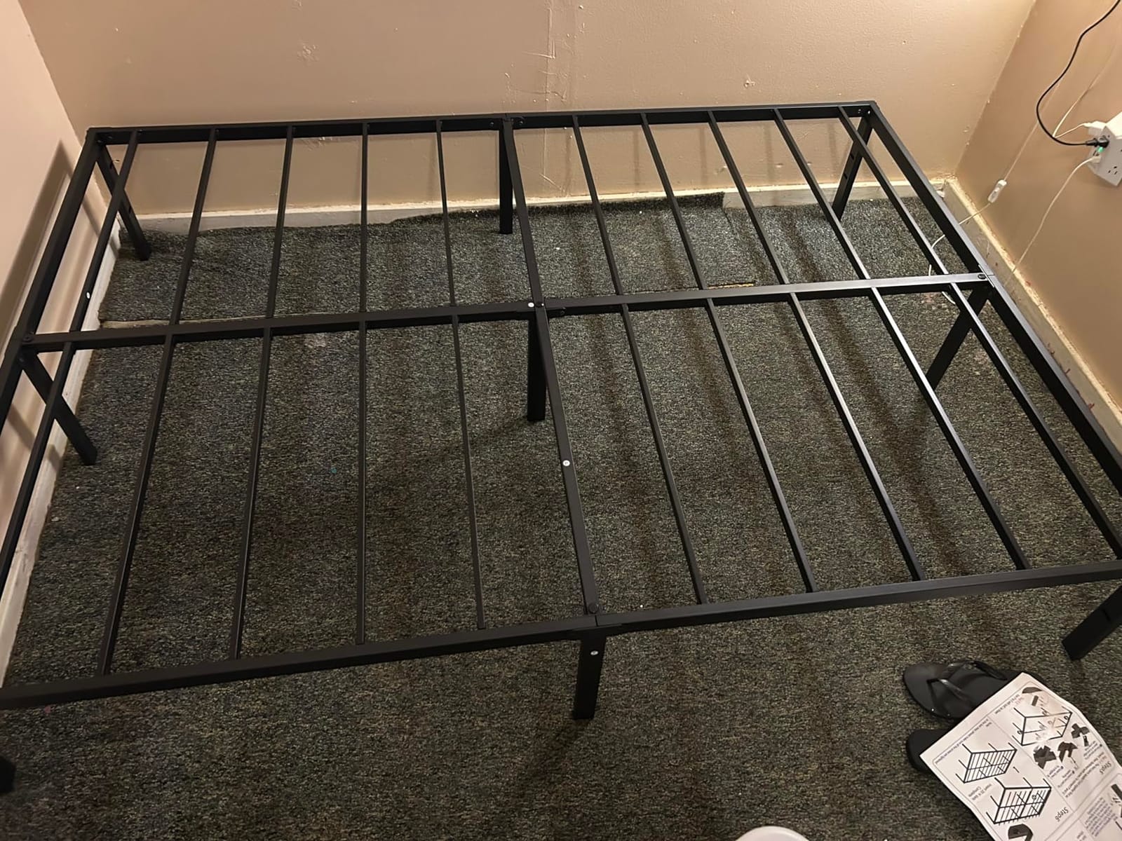 HLIPHA Metal Platform Bed Frame 18 Inch Tall,No Box Spring Needed,King Size Bed with Heavy Duty Strong Support Slats,Easy to Assemble,Black customer photo 1