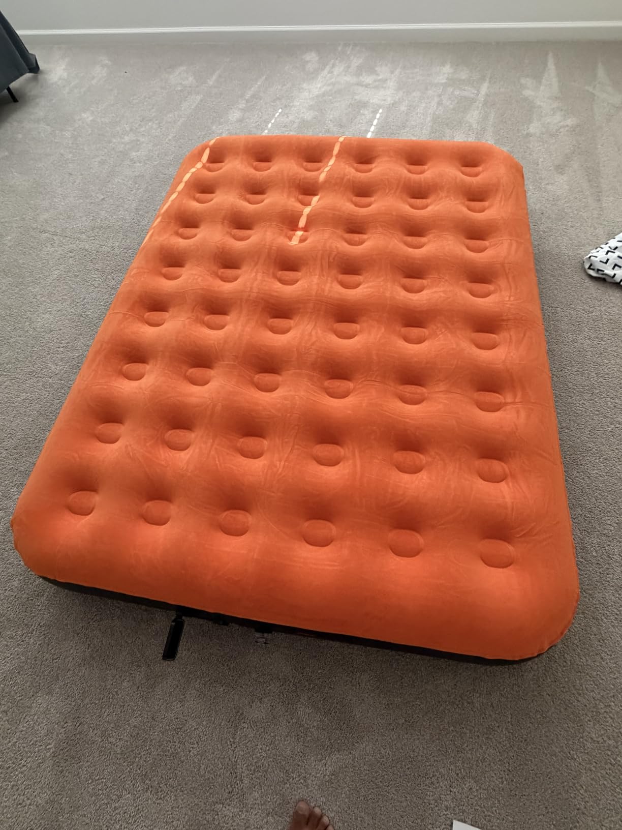 Luxchoice Air Mattress Twin with Built-in Rechargeable Pump 9'' Camping Inflatable Mattress Portable Blow up Air Bed for Tent Travel Guests Home & Outdoors customer photo 1