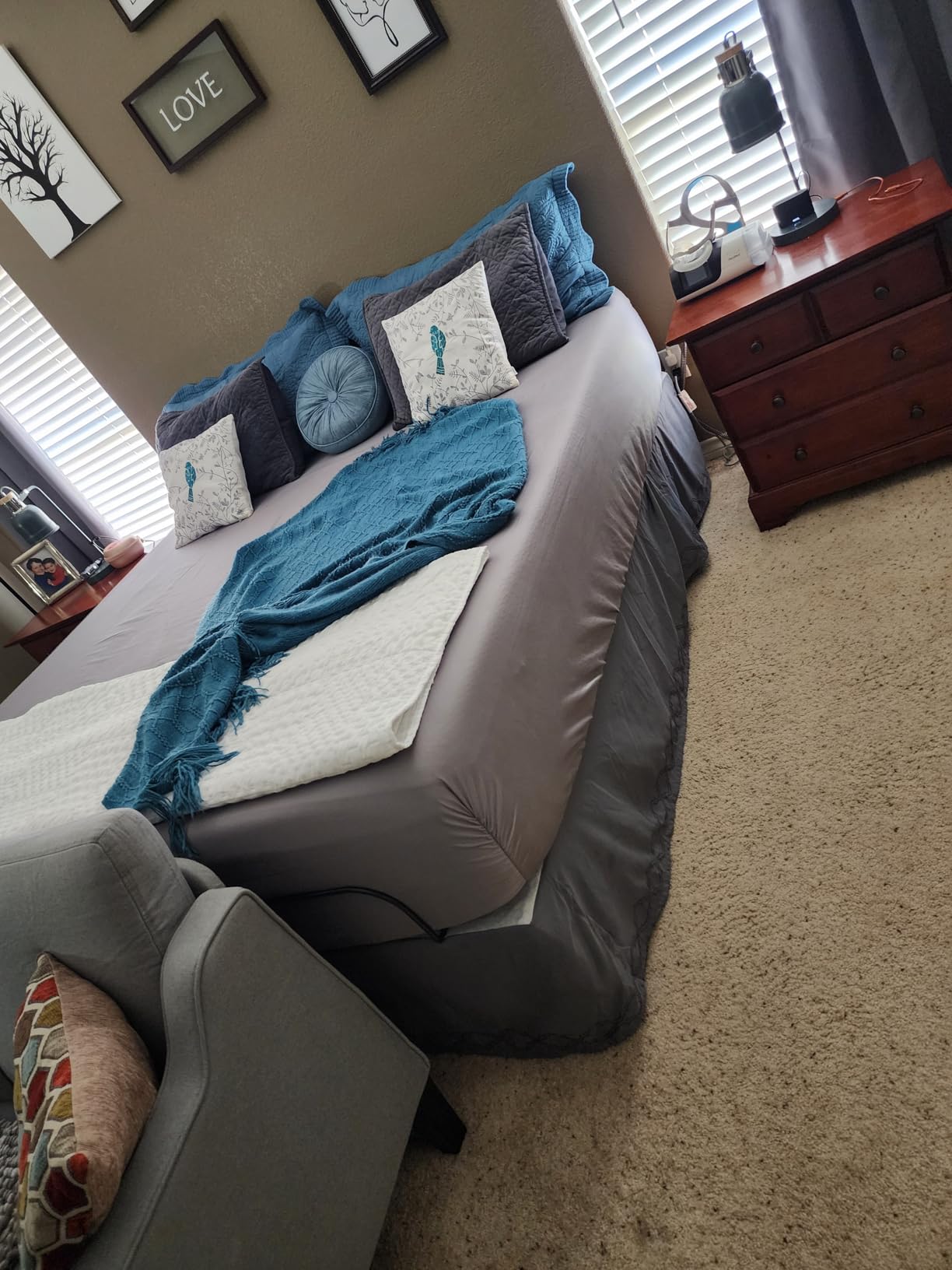 Sven & Son Classic Adjustable Bed Base, Head and Foot Lift, Massage, Under-Bed Lights, USB, Memory, Zero Gravity Smart Frame - Split King customer photo 2