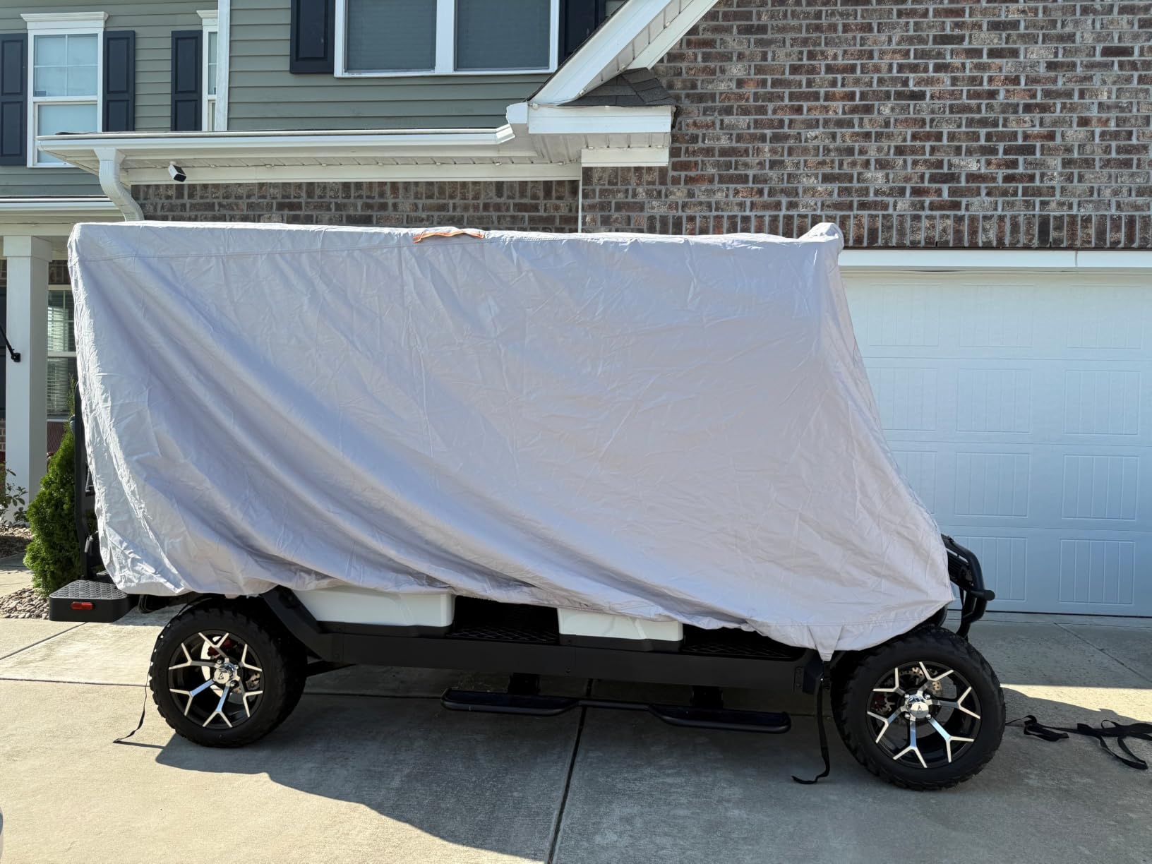 100% Waterproof 1200D Solution-Dyed Golf Cart Cover customer photo 1