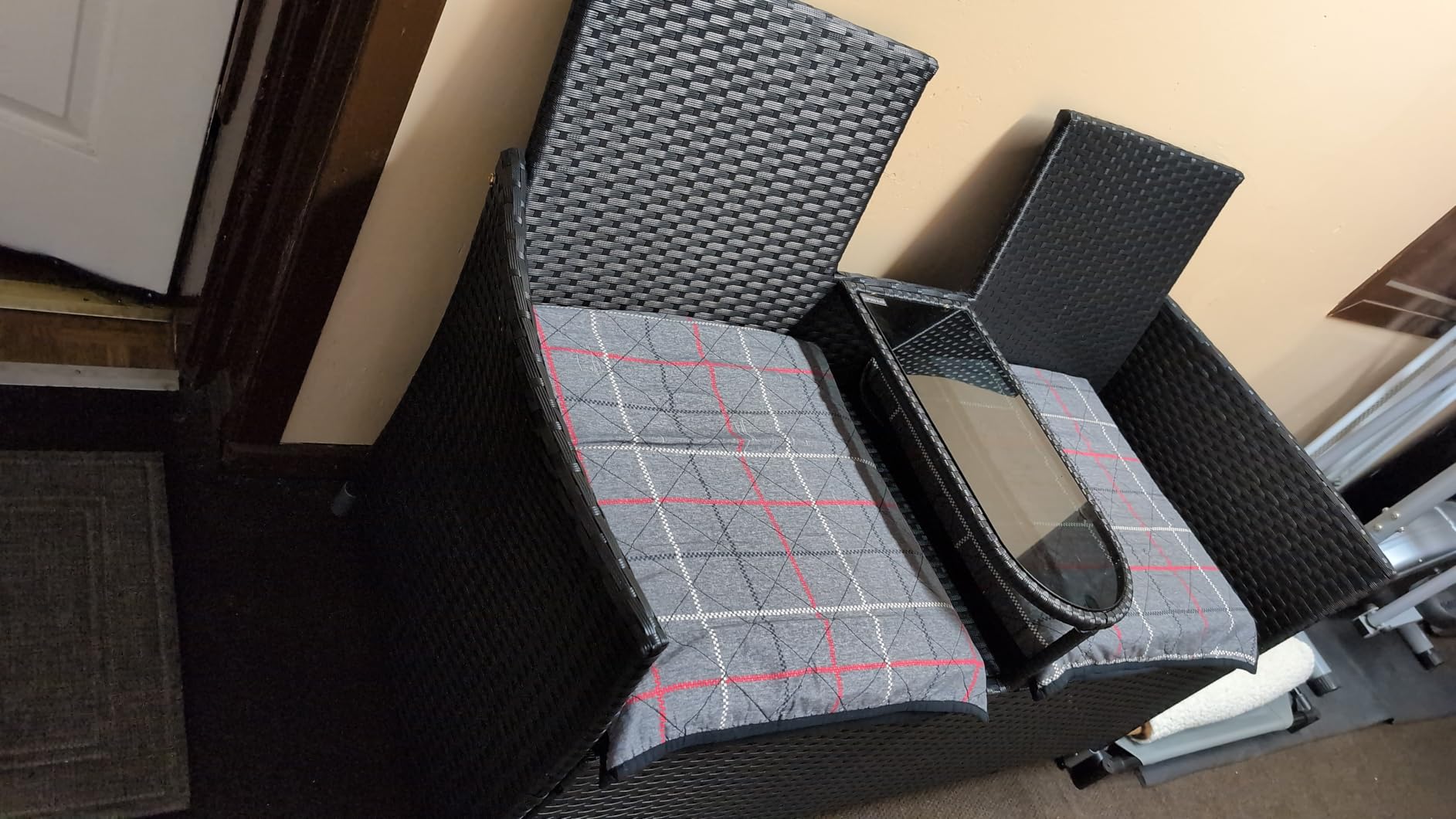 Yaheetech Patio Loveseat, Outdoor Wicker Double Chair w/Side Table customer photo 1